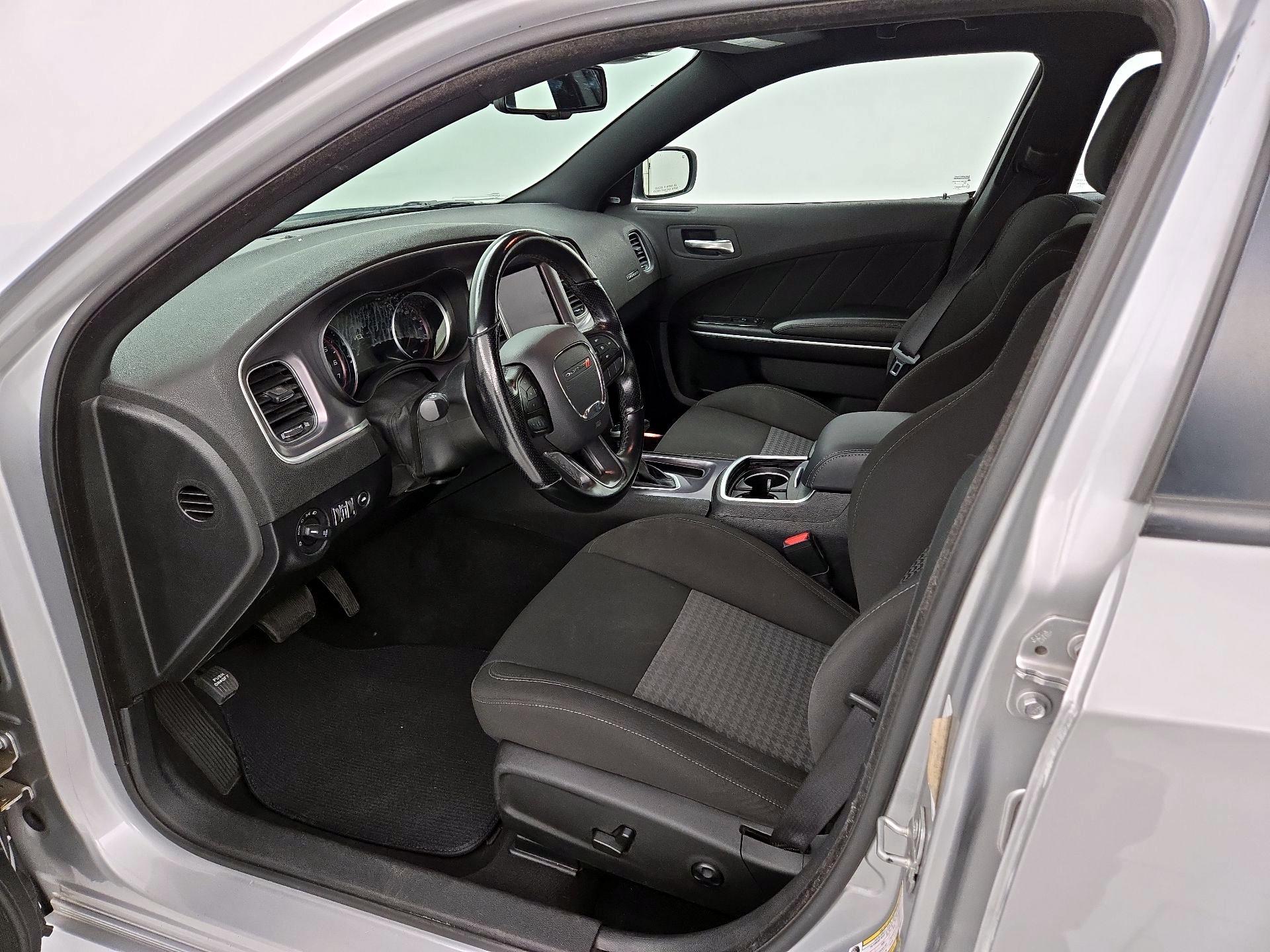 Thumbnail: 2021 Dodge Charger - 11