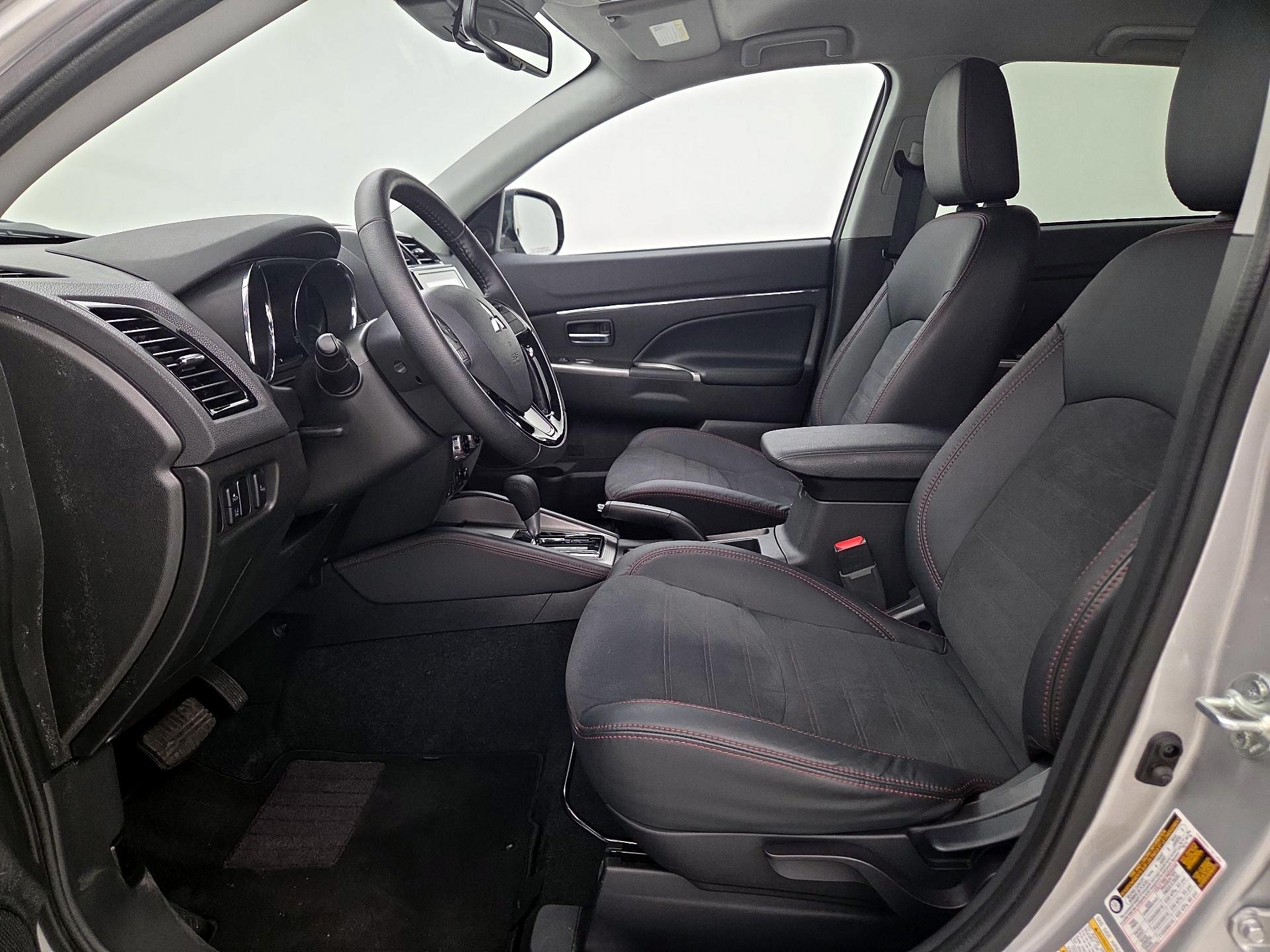 Thumbnail: 2023 Mitsubishi Outlander Sport - 11