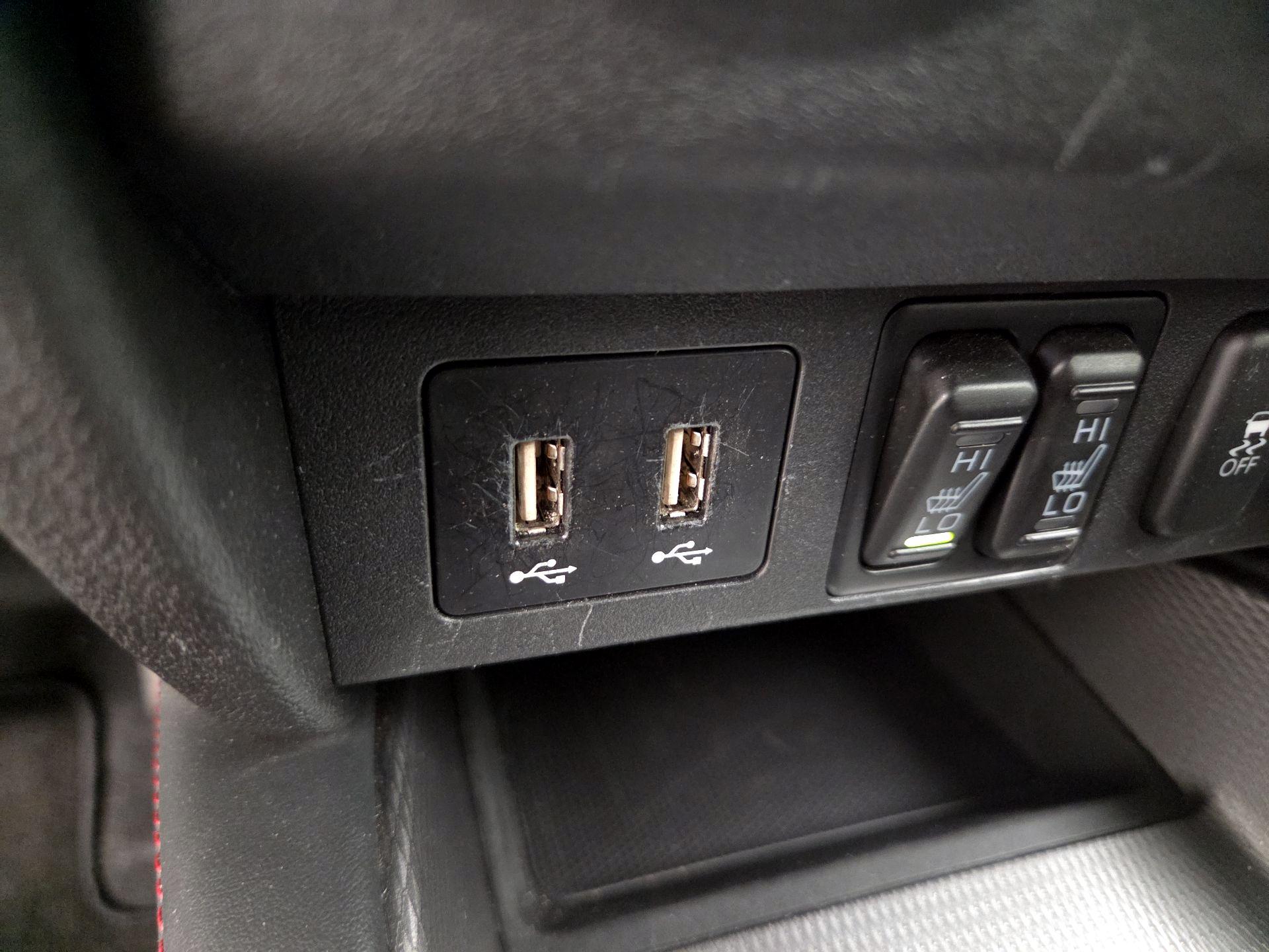 Thumbnail: 2023 Mitsubishi Outlander Sport - 18