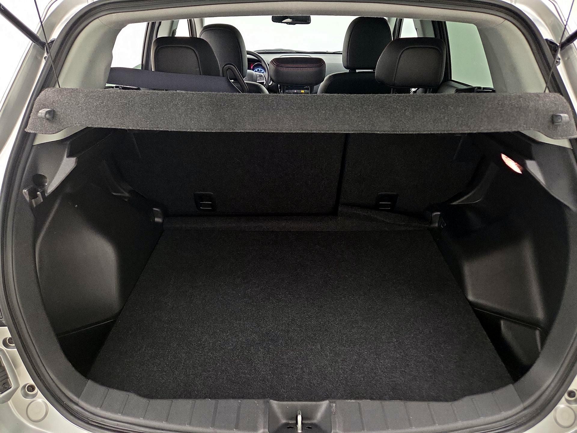 Thumbnail: 2023 Mitsubishi Outlander Sport - 20