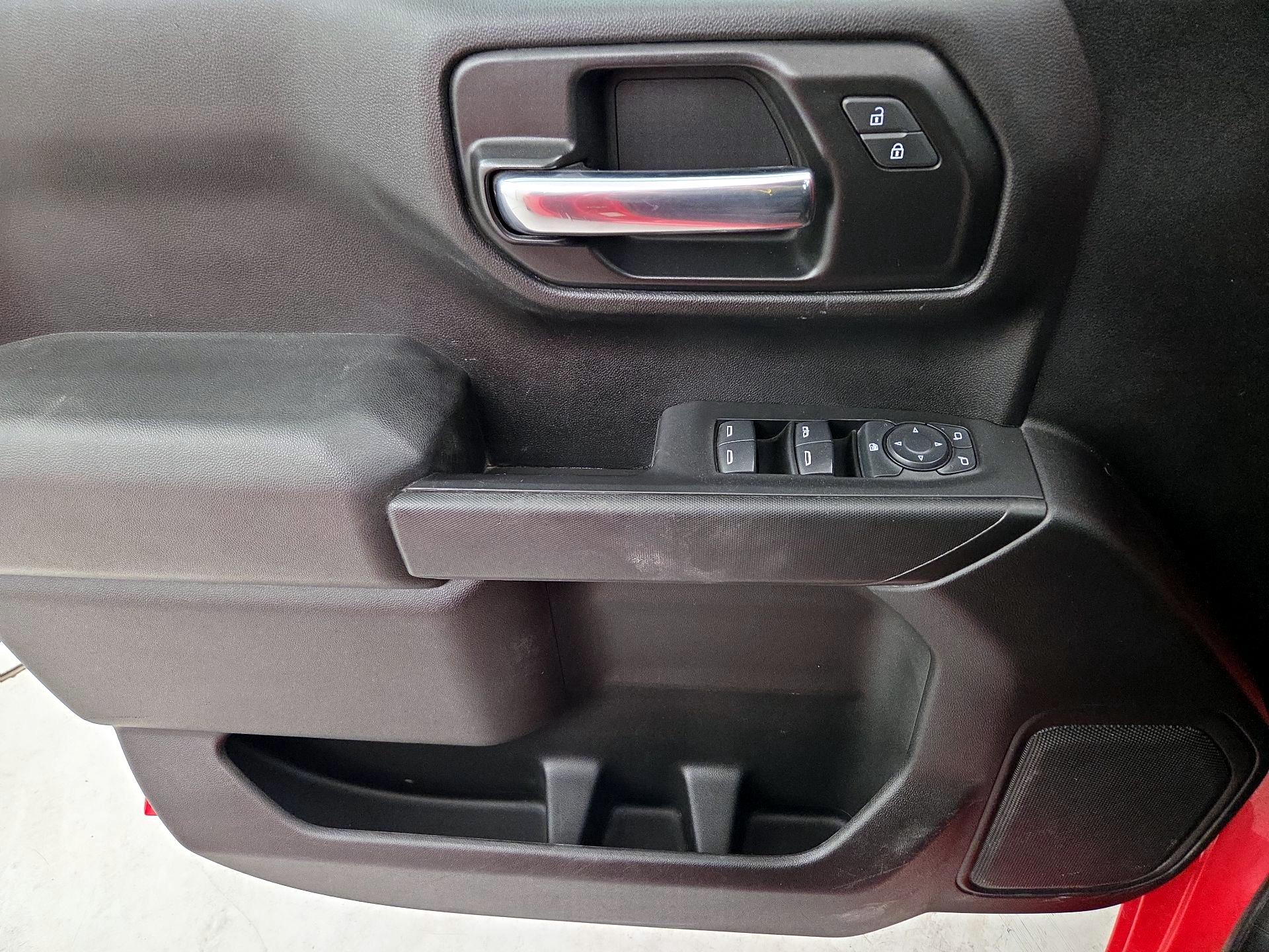 Thumbnail: 2020 Chevrolet Silverado 1500 - 12