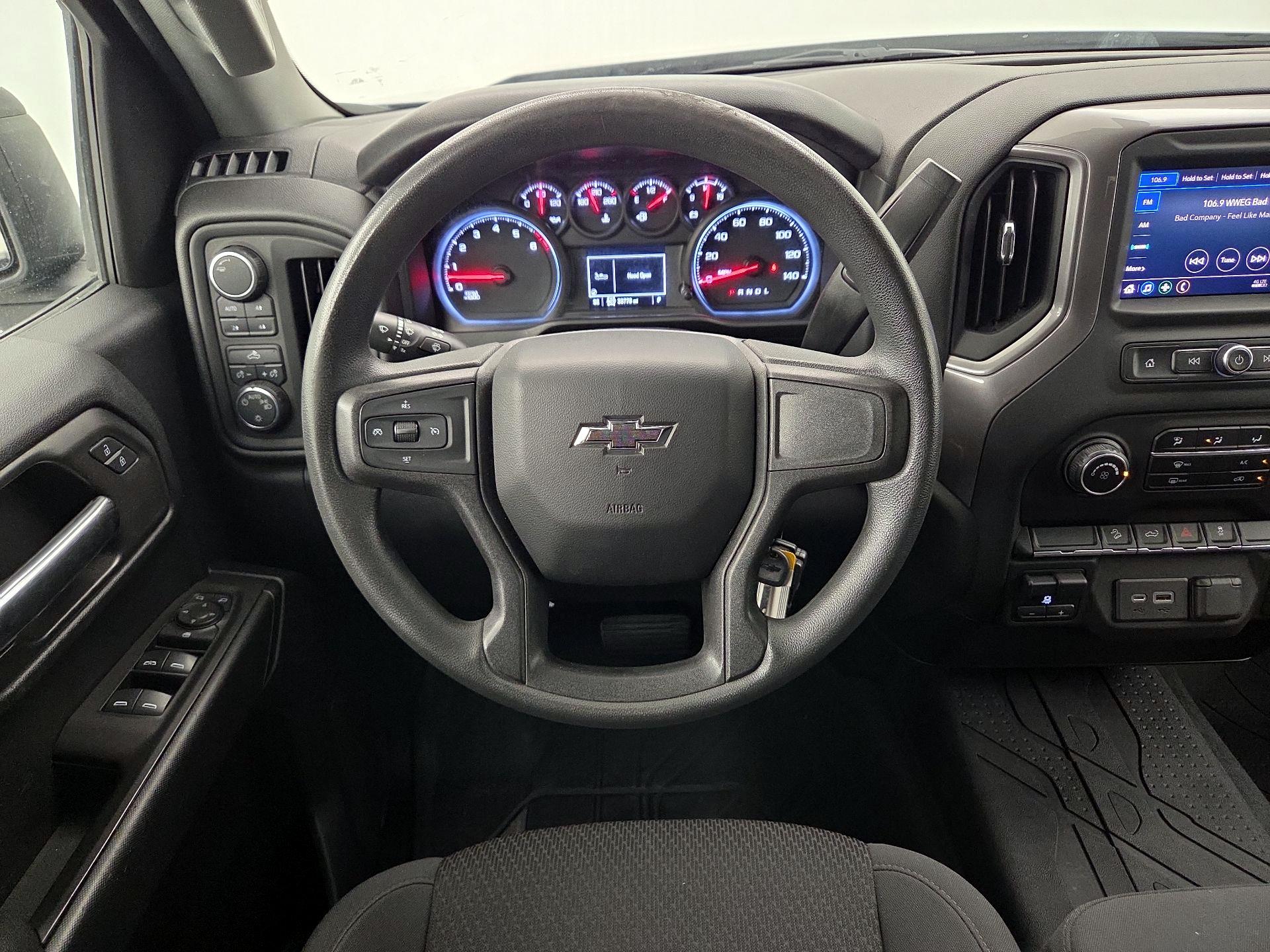 Thumbnail: 2021 Chevrolet Silverado 1500 - 10