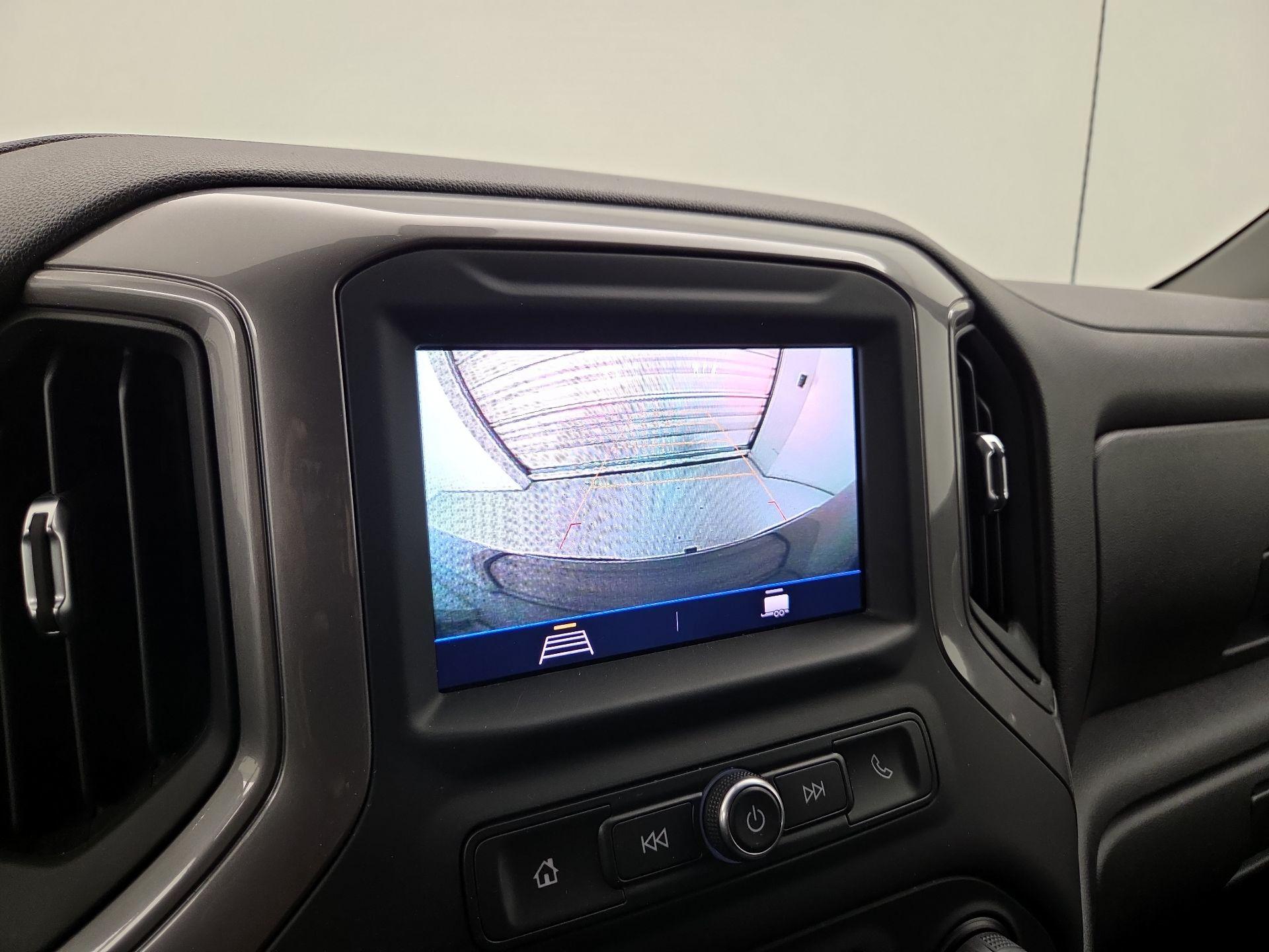 Thumbnail: 2021 Chevrolet Silverado 1500 - 14