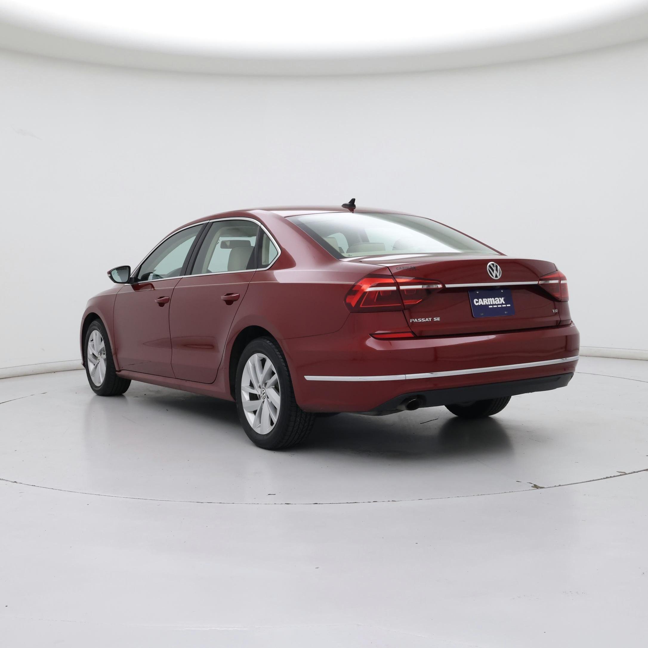 Thumbnail: 2018 Volkswagen Passat - 2
