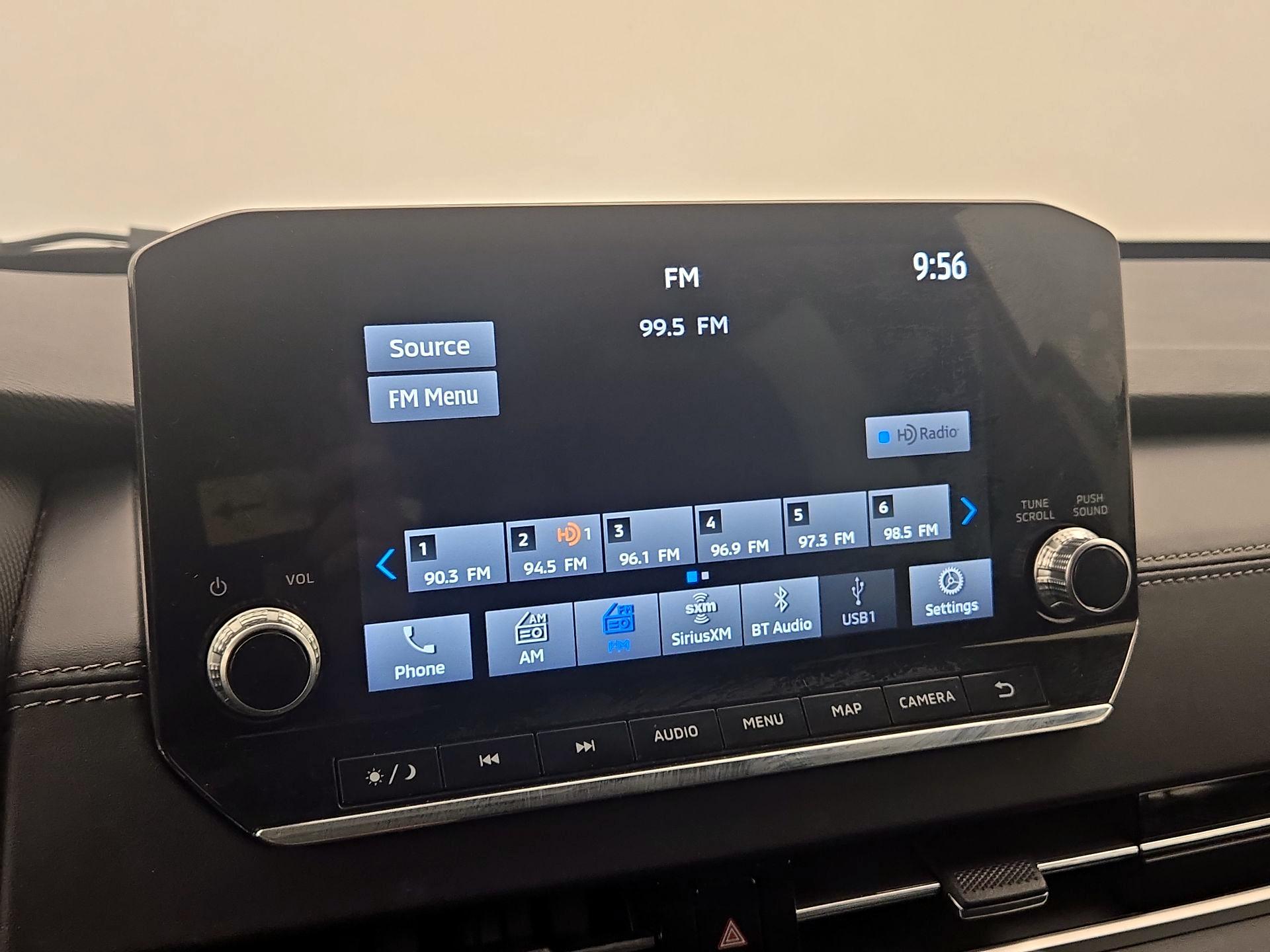 Thumbnail: 2022 Mitsubishi Outlander - 16