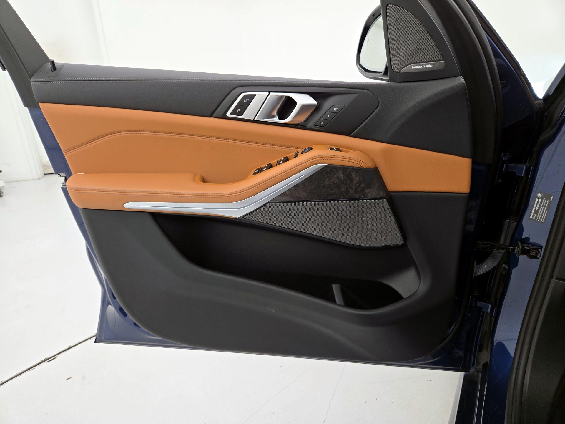 Thumbnail: 2021 BMW X5 - 12