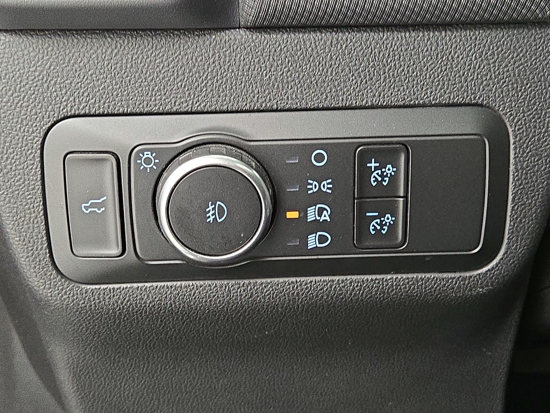 Thumbnail: 2022 Ford Bronco Sport - 13