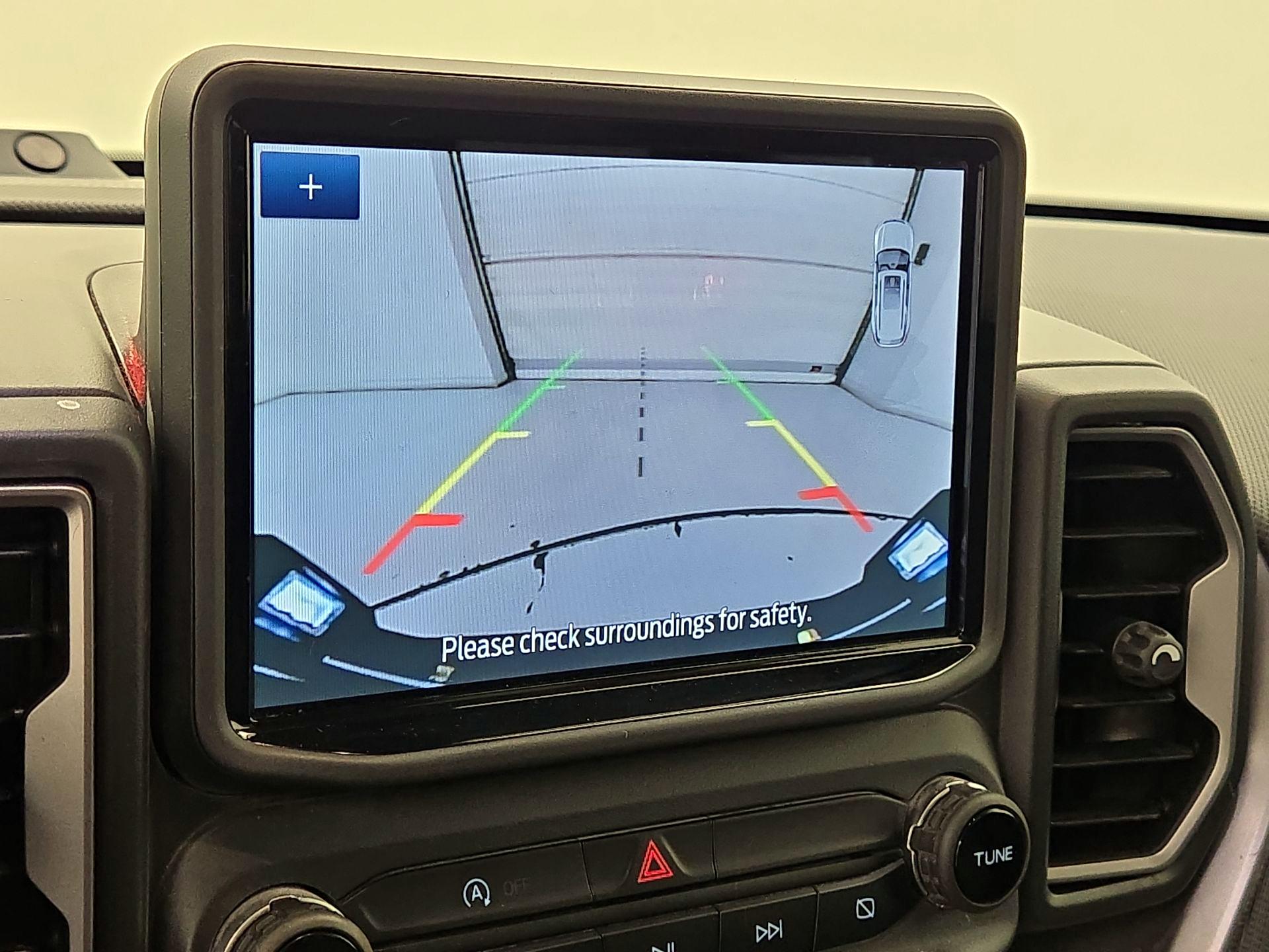 Thumbnail: 2022 Ford Bronco Sport - 15