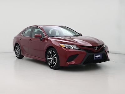 Red 2018 Toyota Camry SE