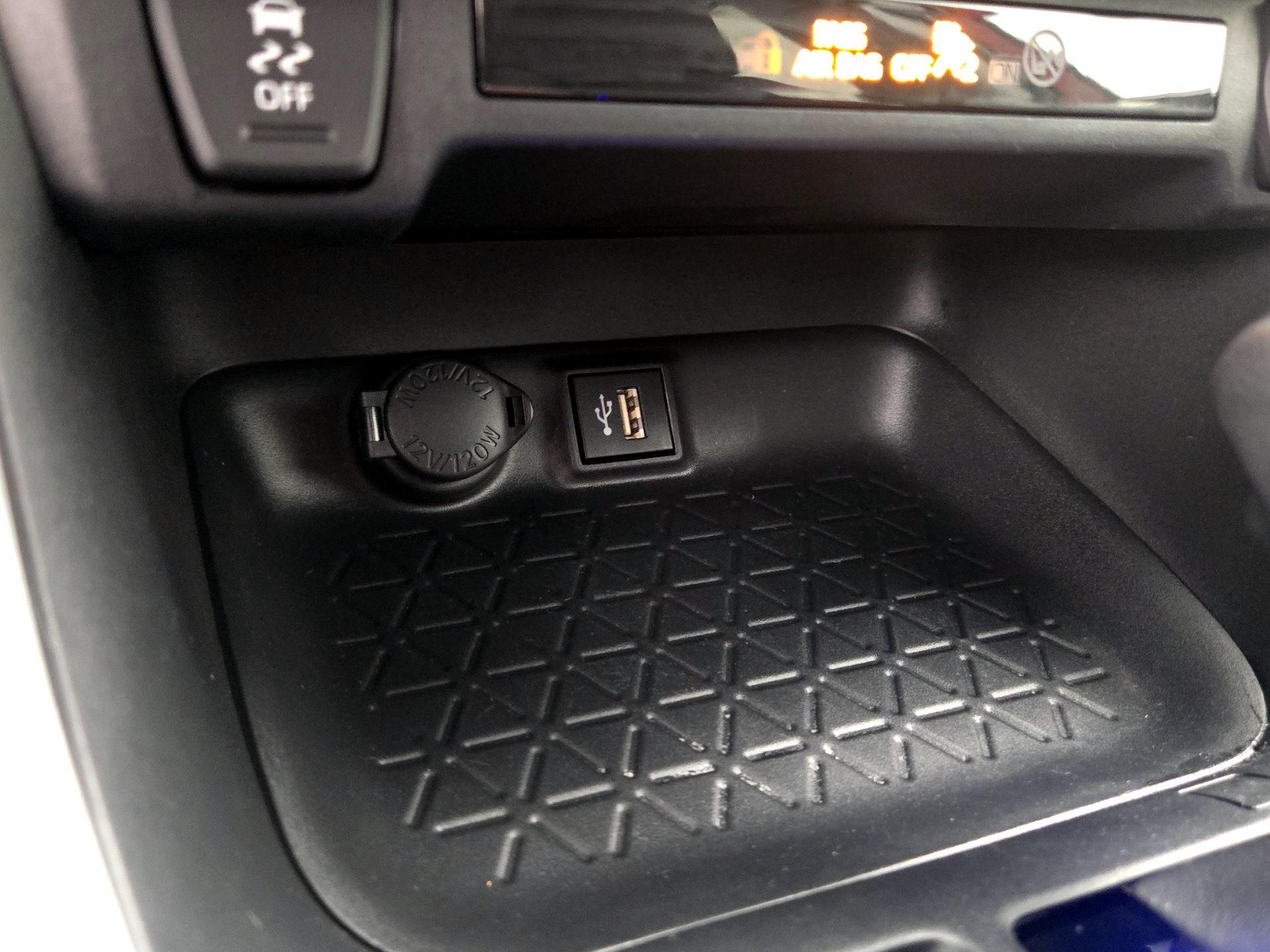 Thumbnail: 2024 Toyota RAV4 - 18