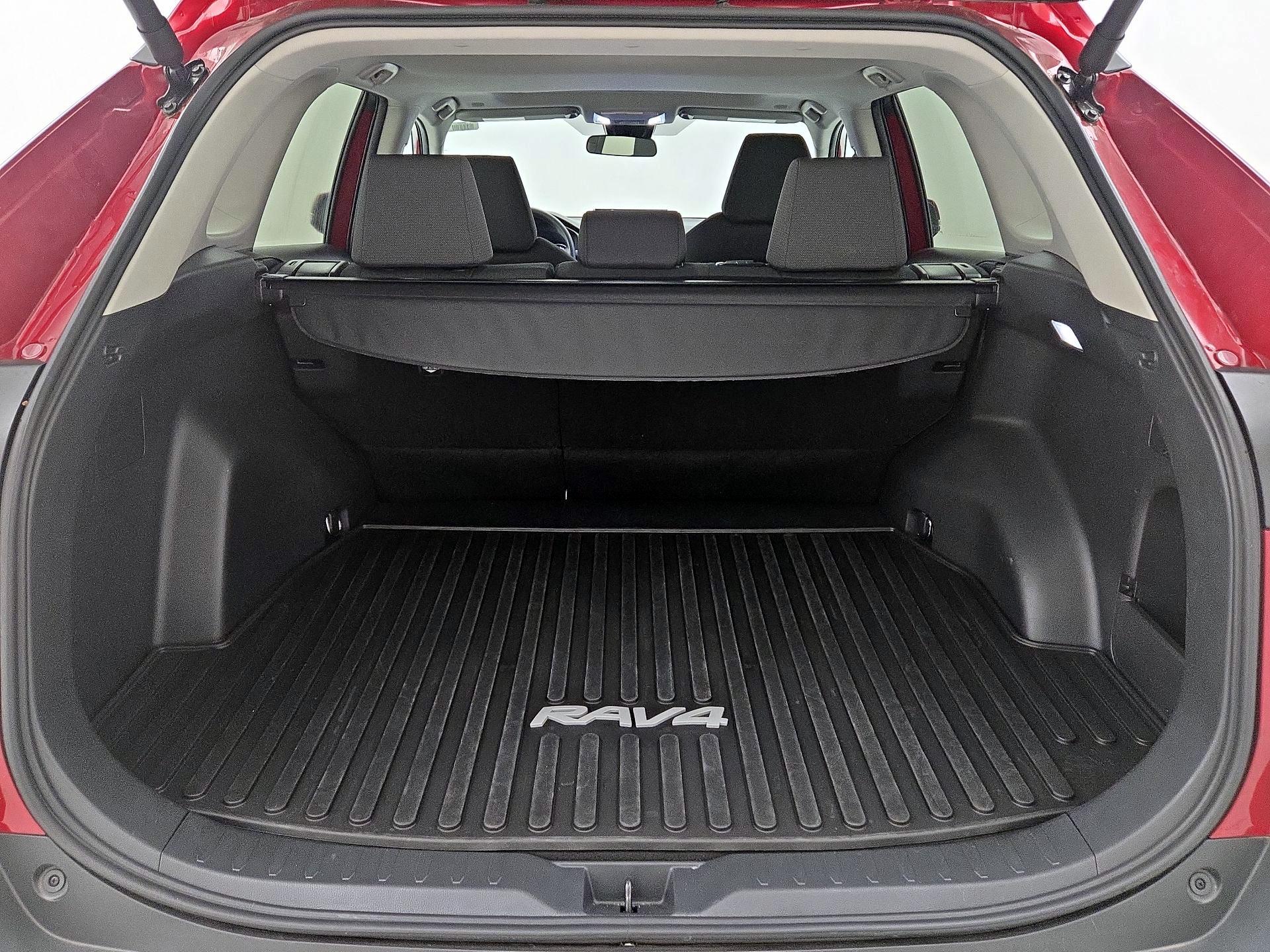 Thumbnail: 2024 Toyota RAV4 - 20