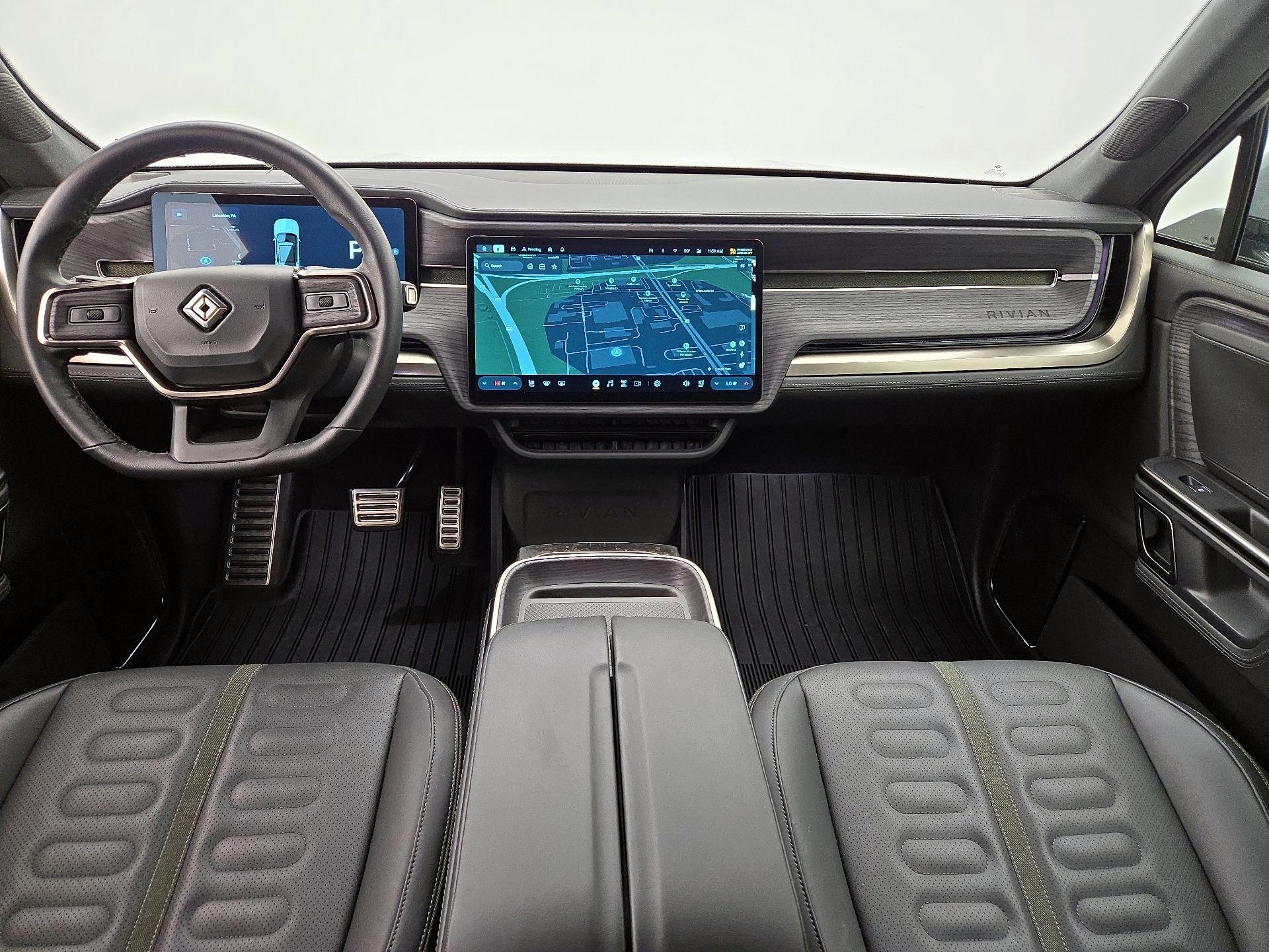 Thumbnail: 2023 Rivian R1S - 9