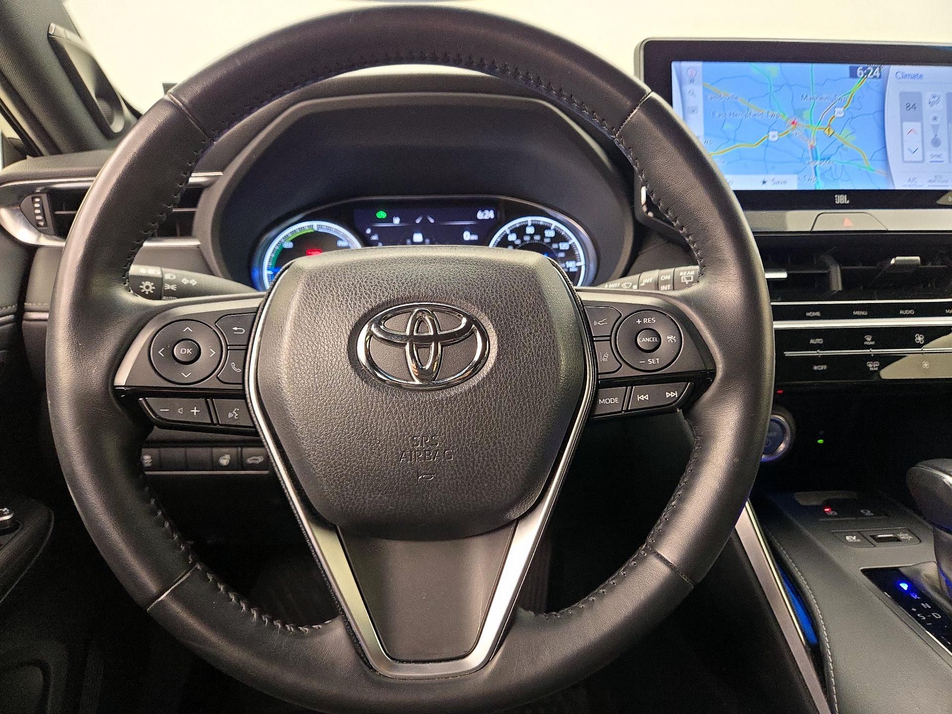 Thumbnail: 2021 Toyota Venza - 10