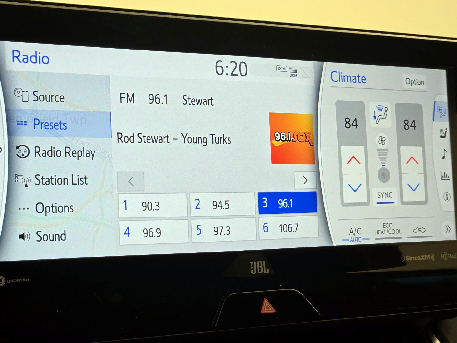 Thumbnail: 2021 Toyota Venza - 15