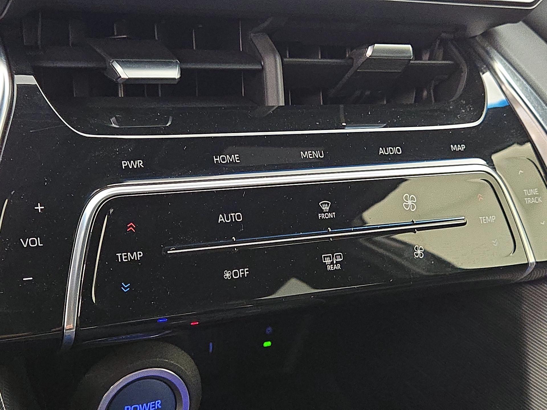 Thumbnail: 2021 Toyota Venza - 16