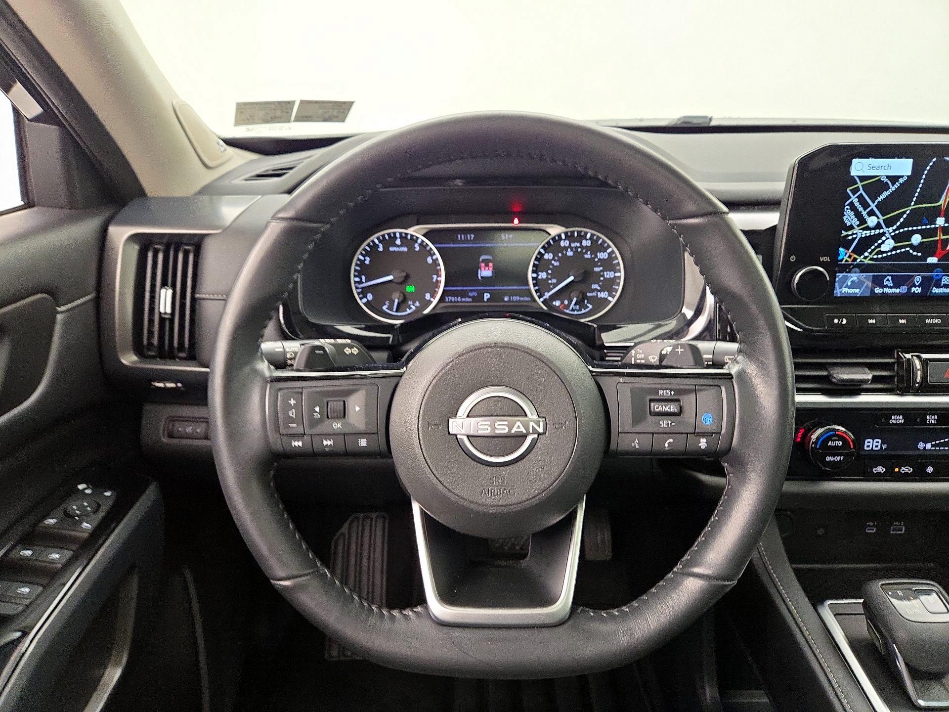 Thumbnail: 2022 Nissan Pathfinder - 10