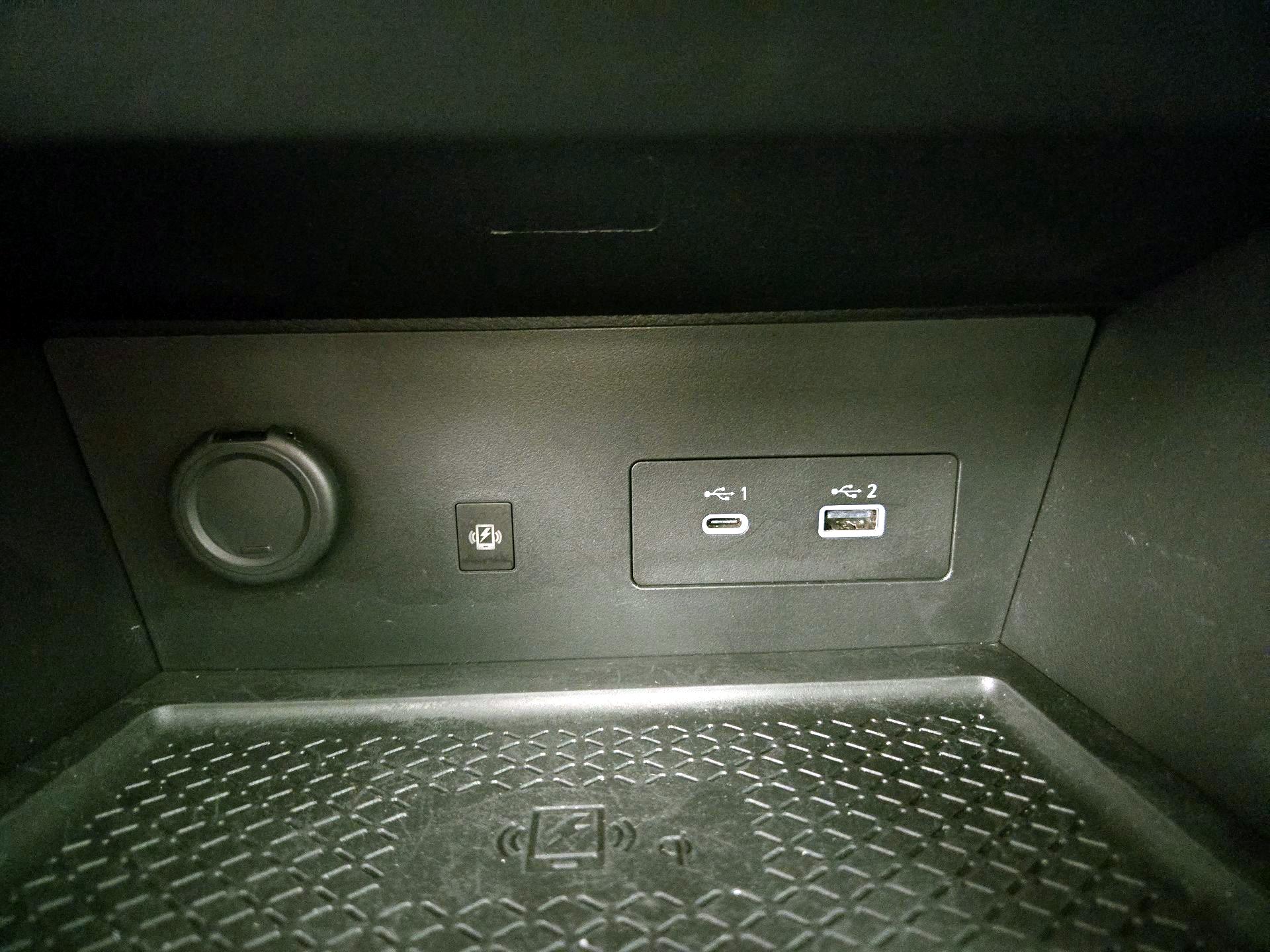 Thumbnail: 2022 Nissan Pathfinder - 19