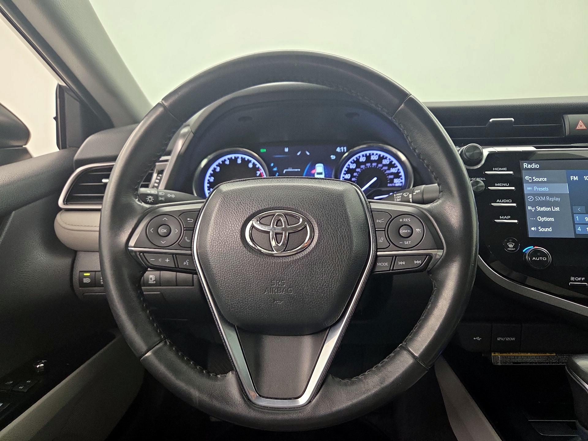 Thumbnail: 2020 Toyota Camry - 10