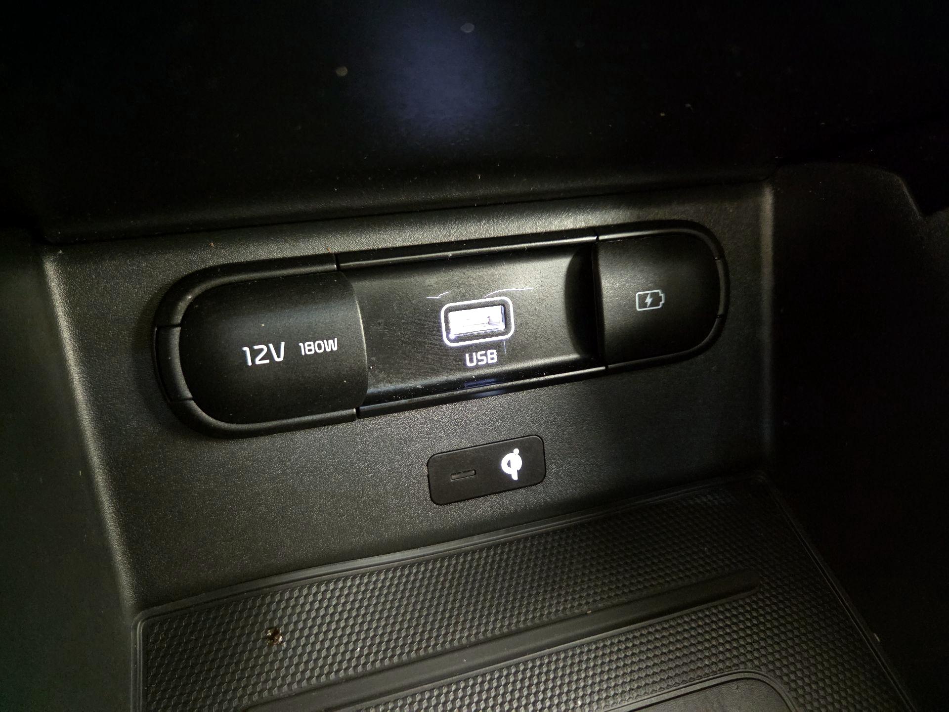 Thumbnail: 2022 Kia Telluride - 19