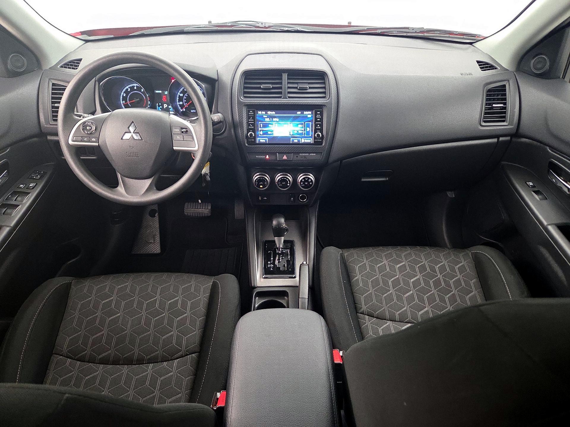 Thumbnail: 2023 Mitsubishi Outlander Sport - 9