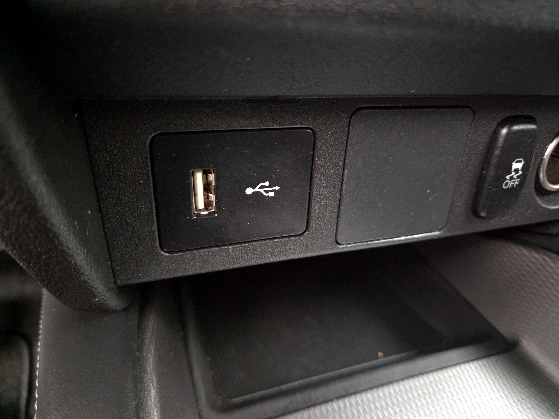 Thumbnail: 2023 Mitsubishi Outlander Sport - 18