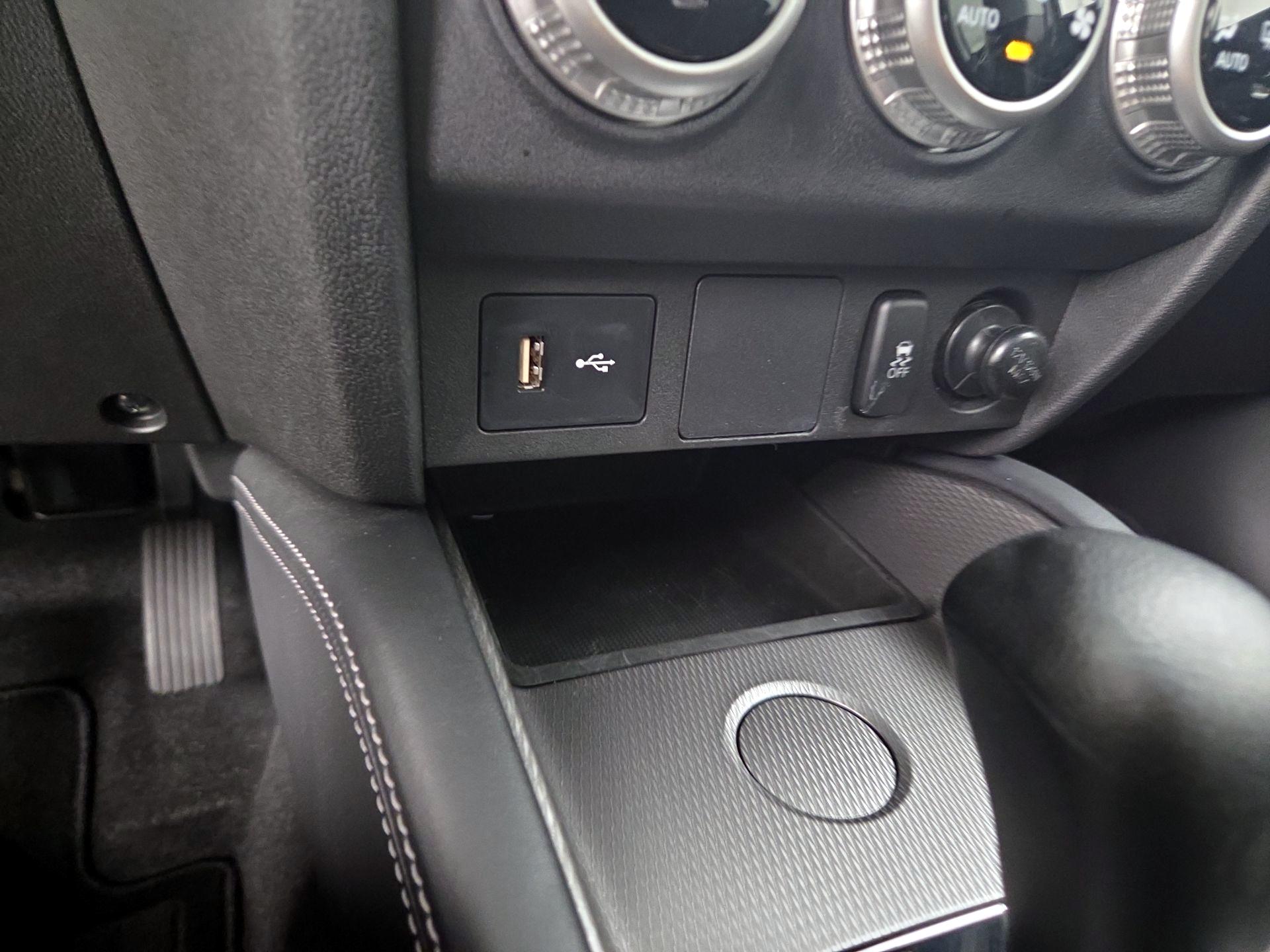 Thumbnail: 2022 Mitsubishi Outlander Sport - 18