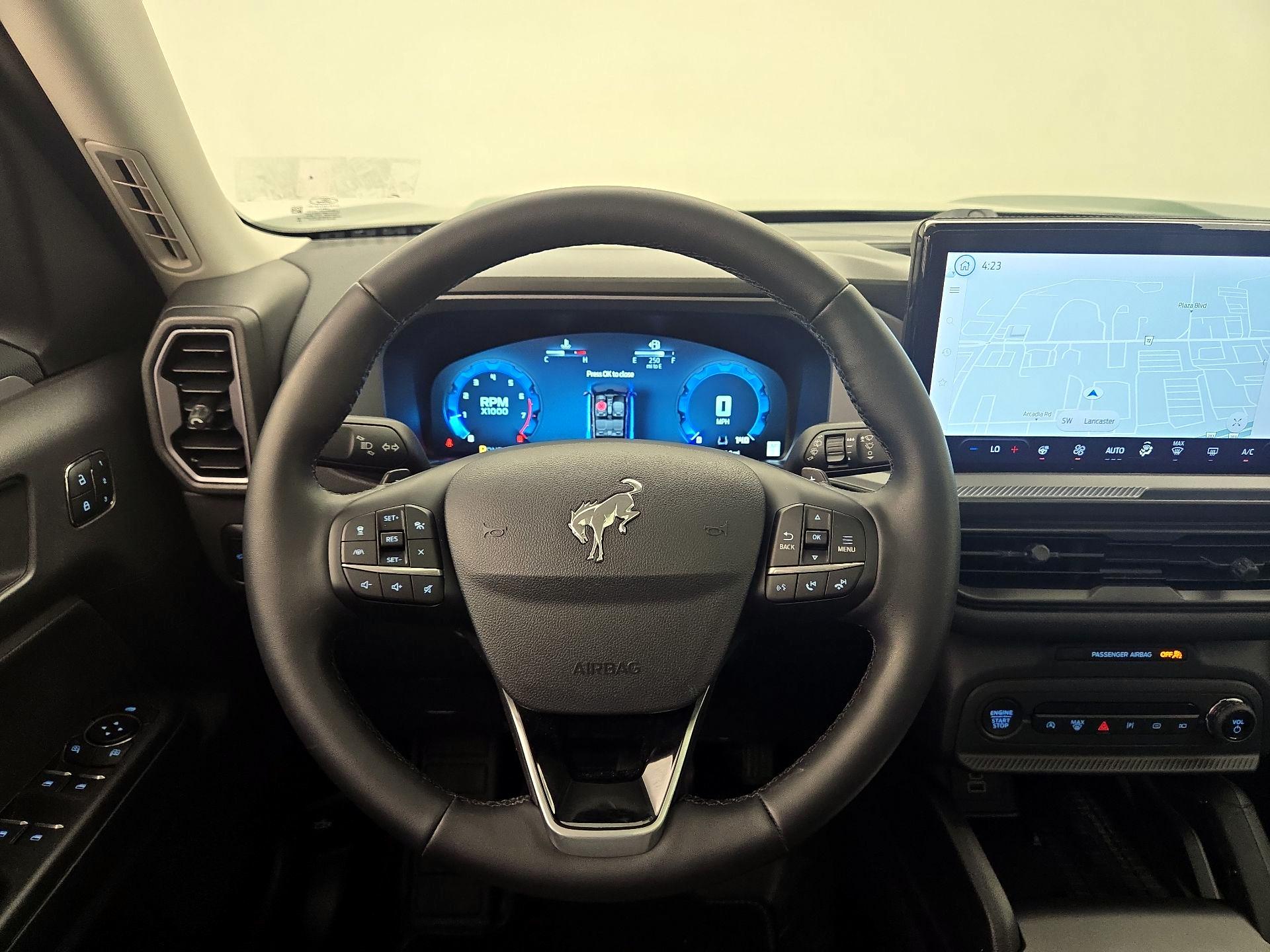 Thumbnail: 2025 Ford Bronco Sport - 10