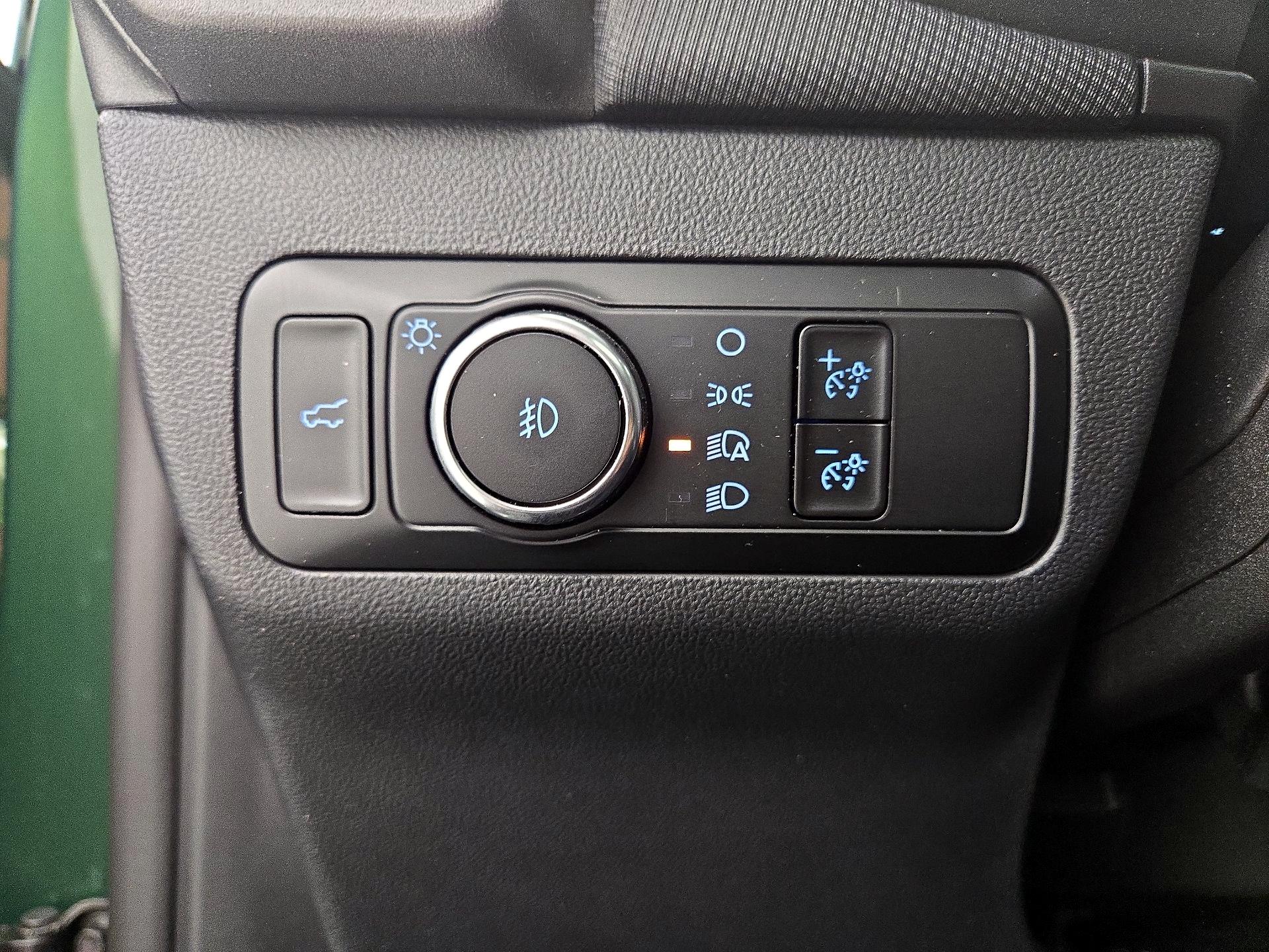 Thumbnail: 2025 Ford Bronco Sport - 13