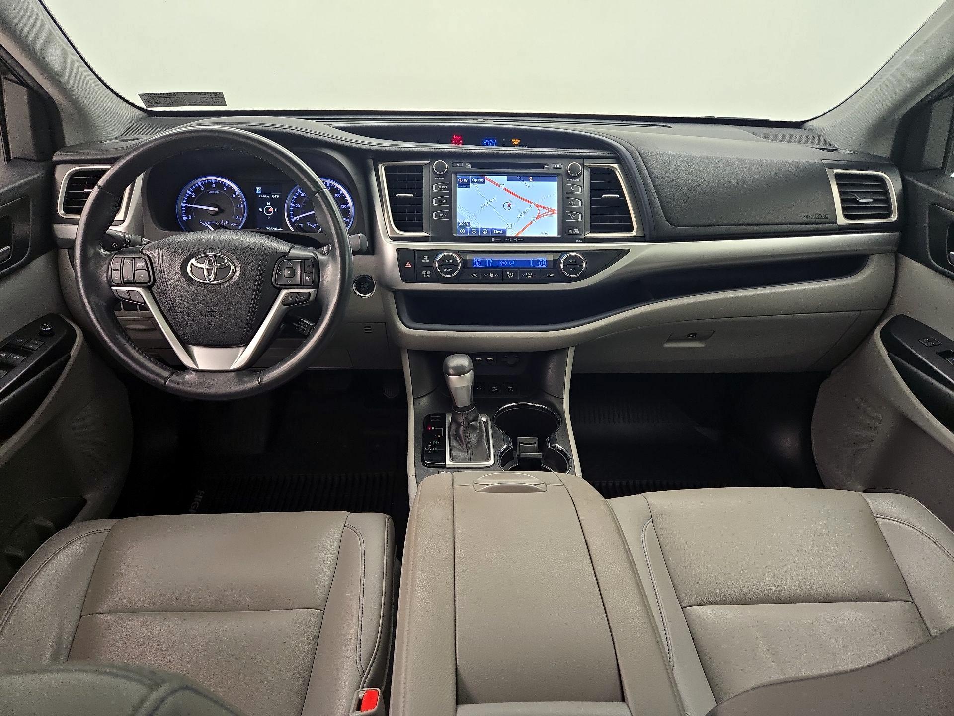 Thumbnail: 2019 Toyota Highlander - 9