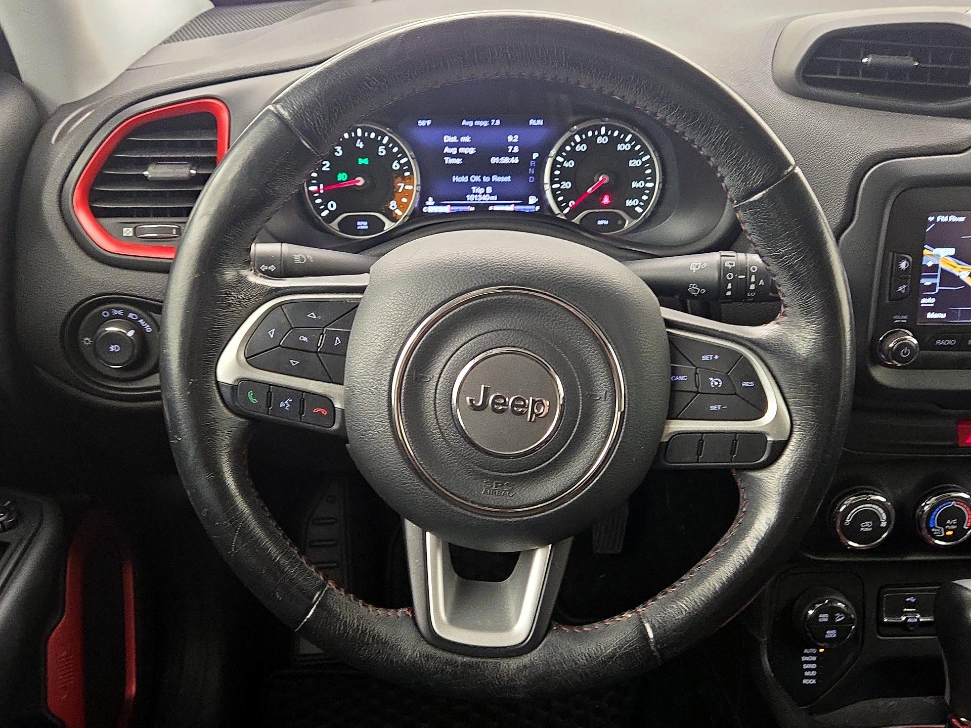 Thumbnail: 2017 Jeep Renegade - 10