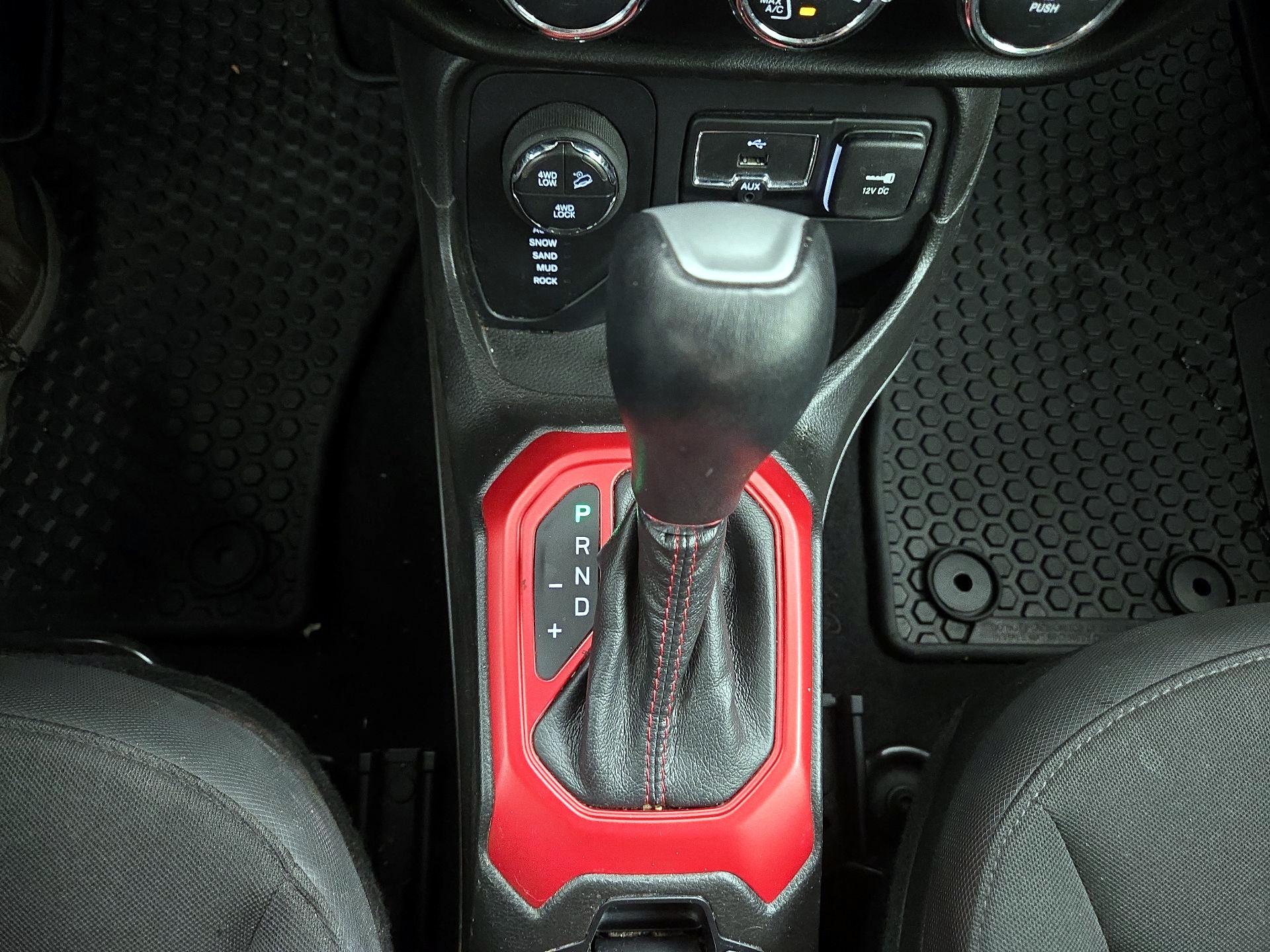 Thumbnail: 2017 Jeep Renegade - 18