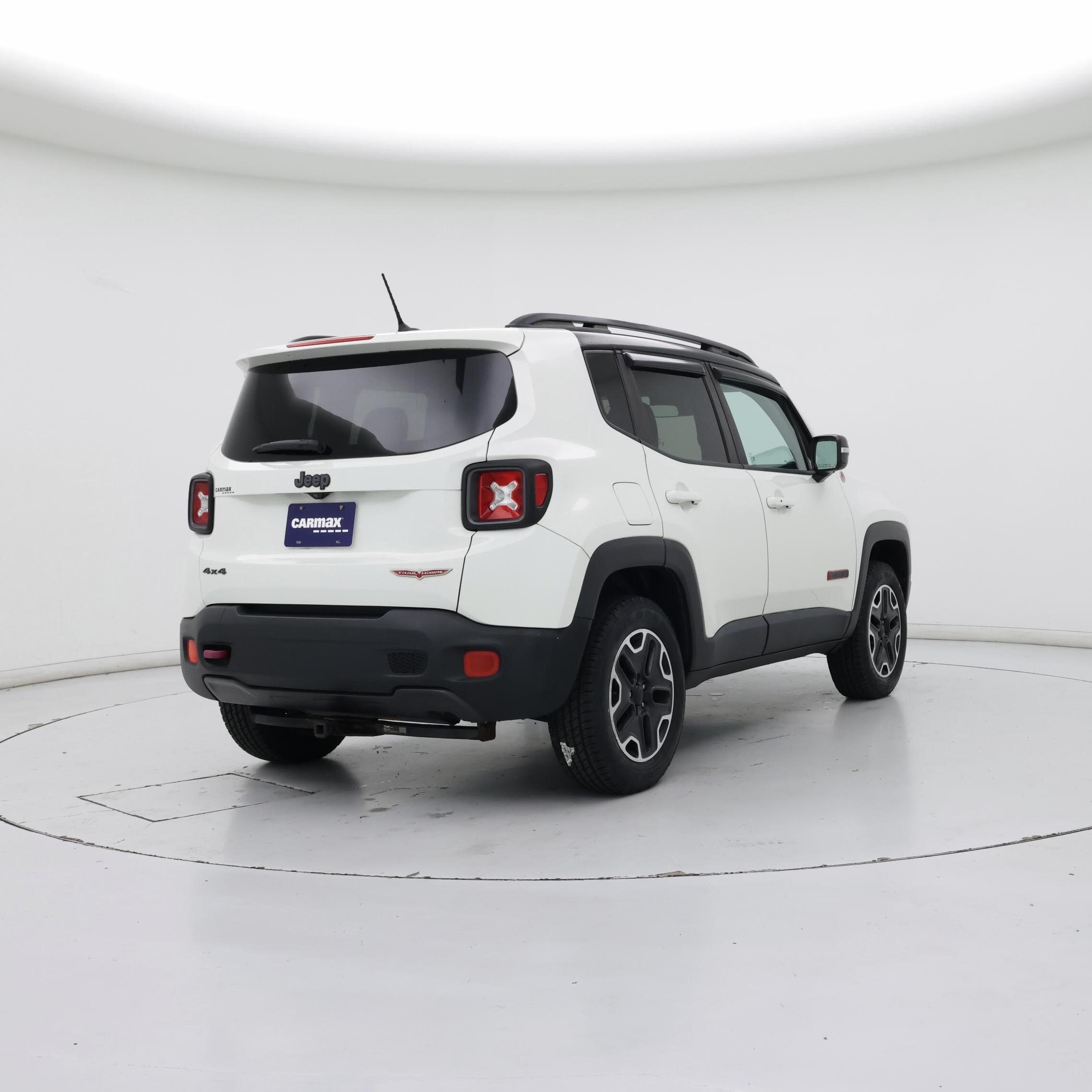 Thumbnail: 2017 Jeep Renegade - 8