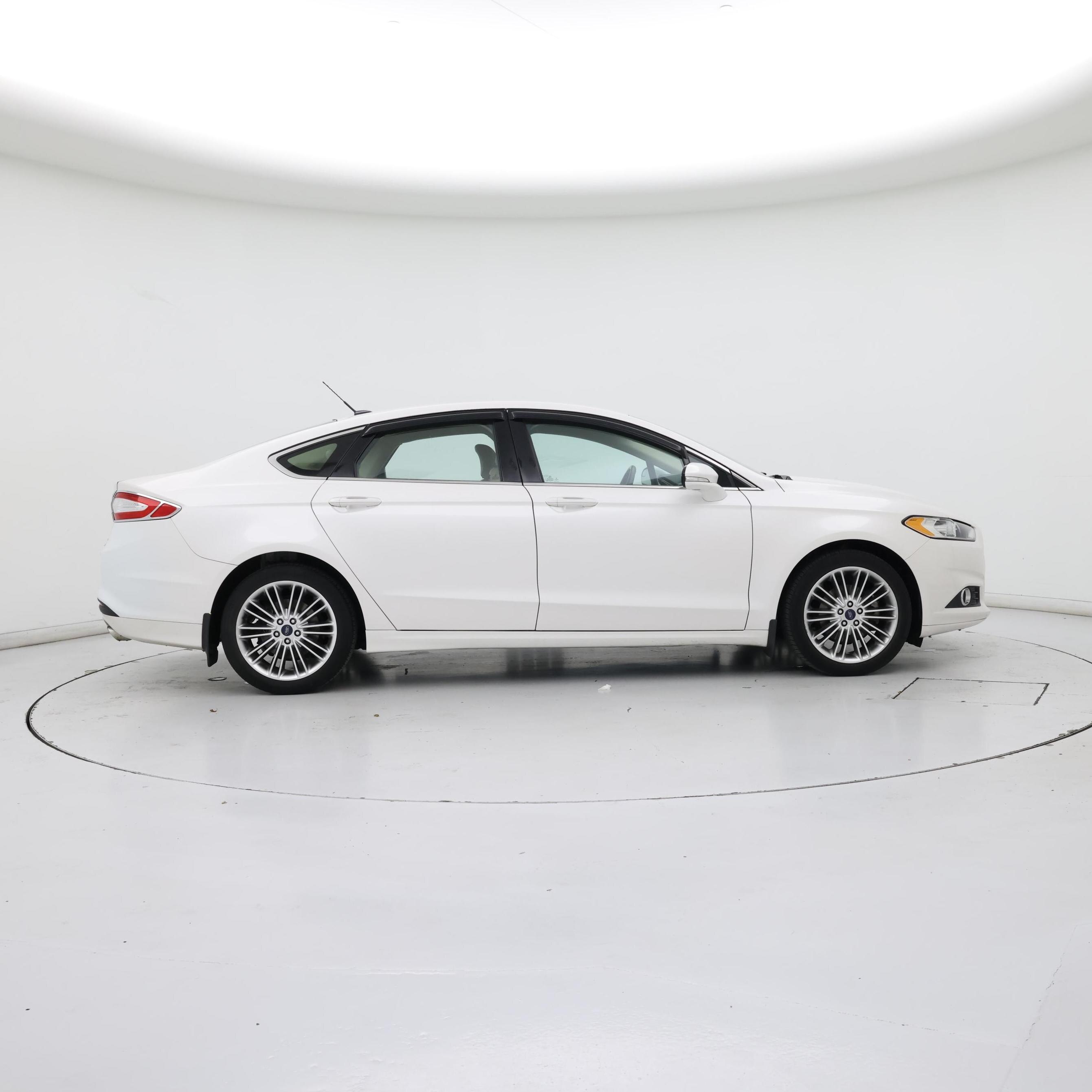 Thumbnail: 2015 Ford Fusion - 7