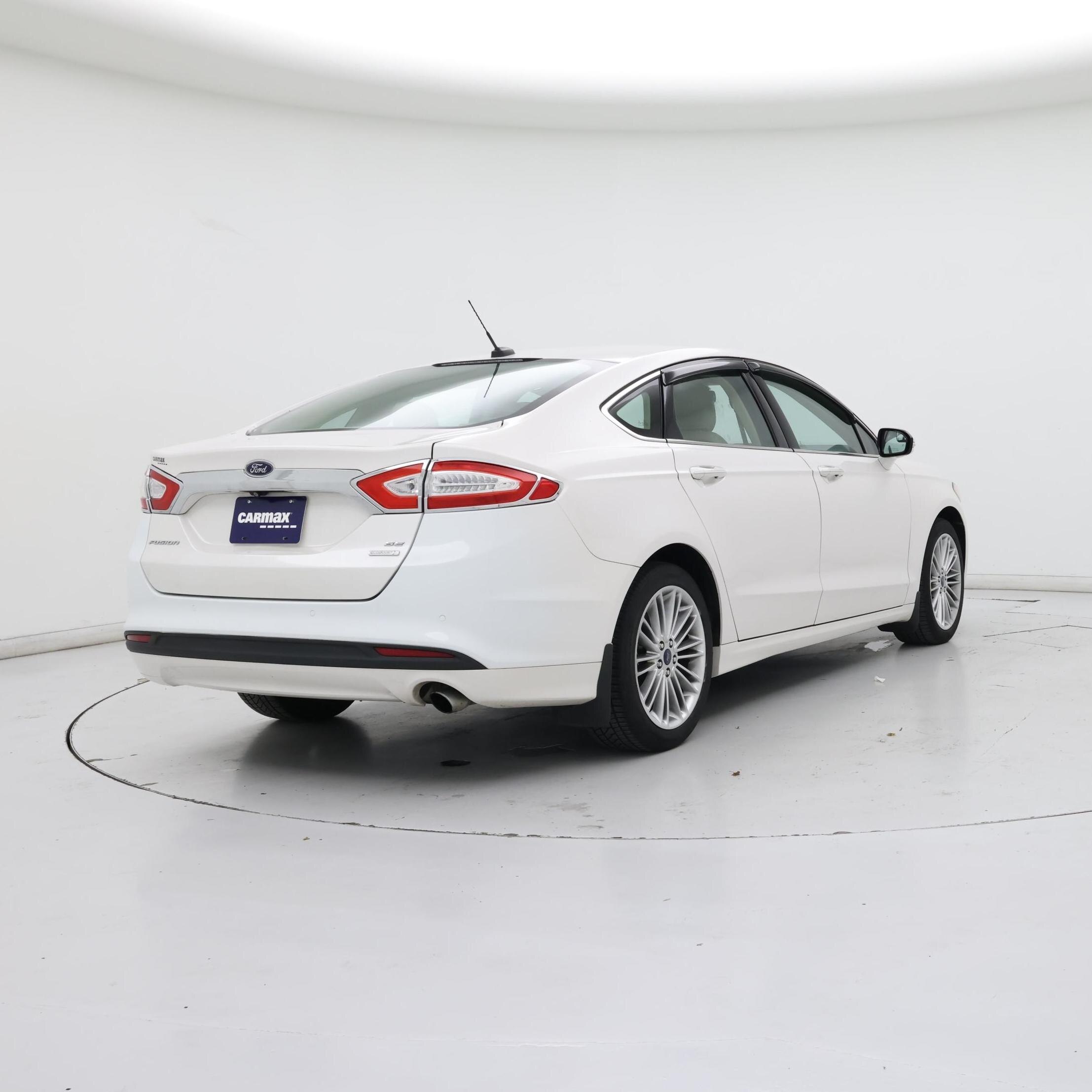 Thumbnail: 2015 Ford Fusion - 8
