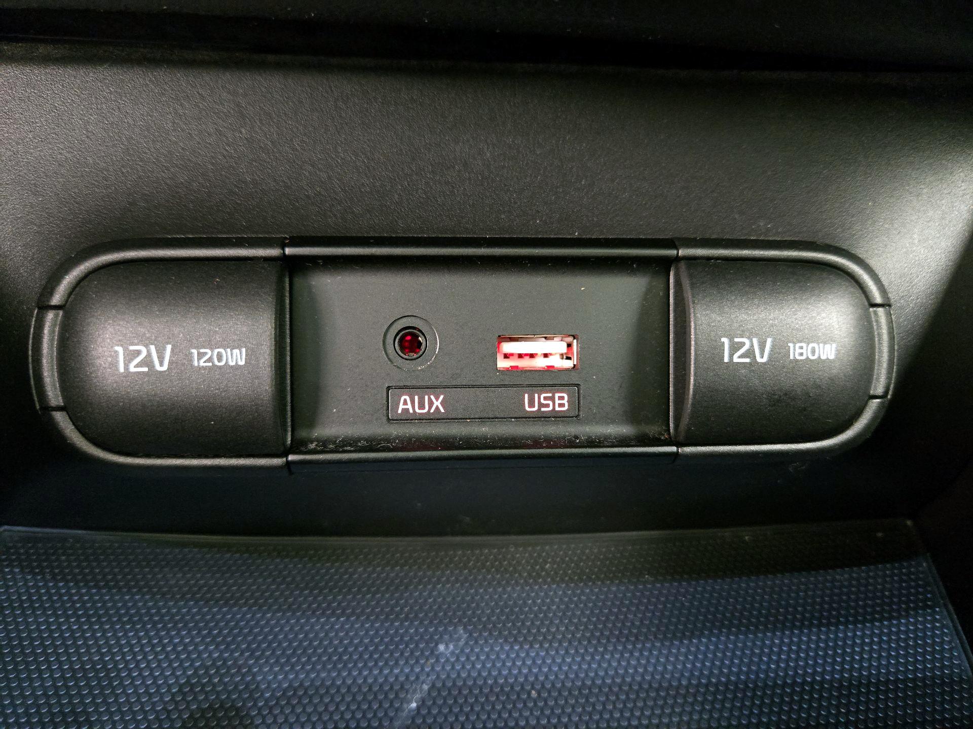 Thumbnail: 2019 Kia Soul - 19