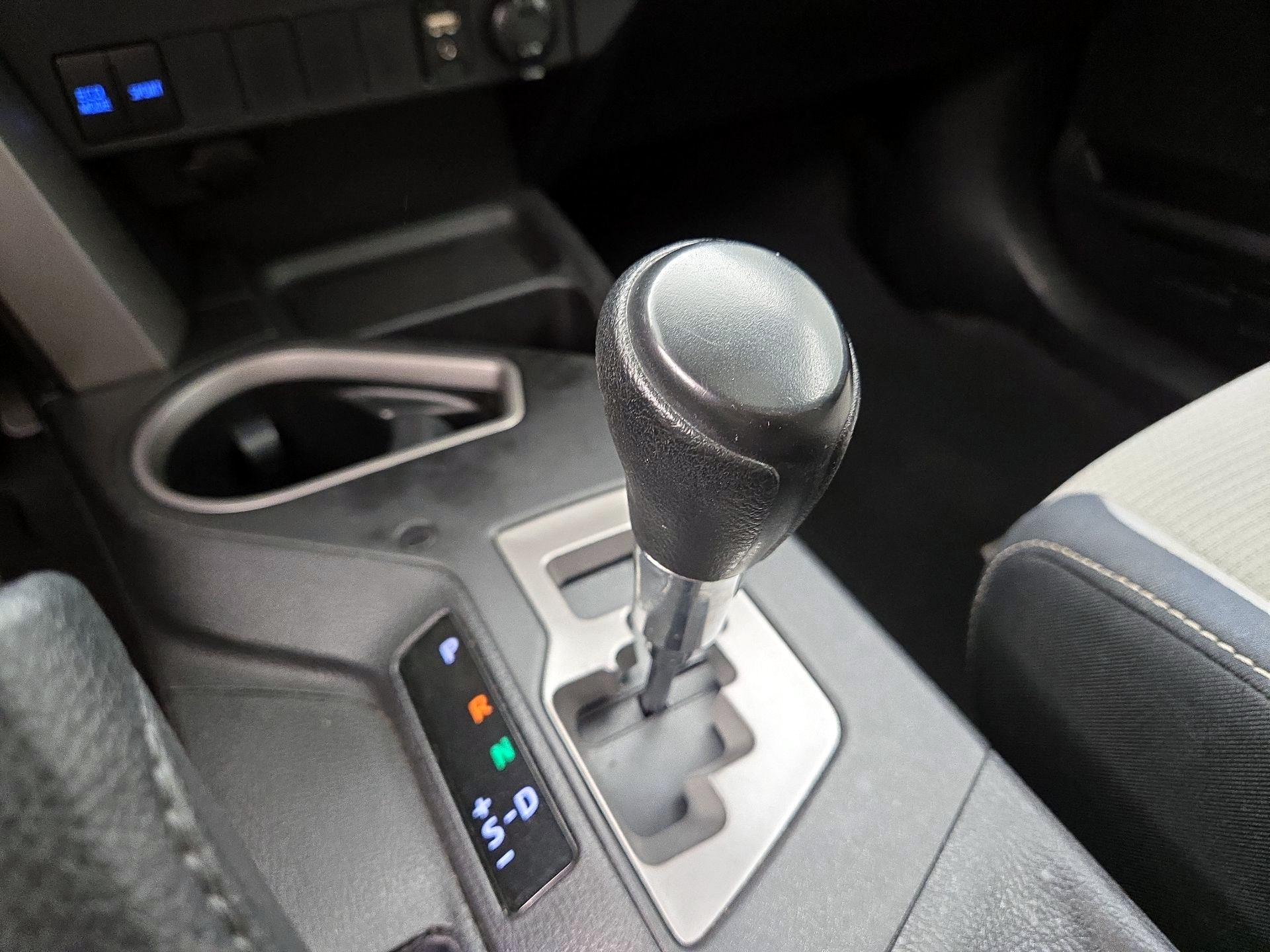 Thumbnail: 2016 Toyota RAV4 - 17