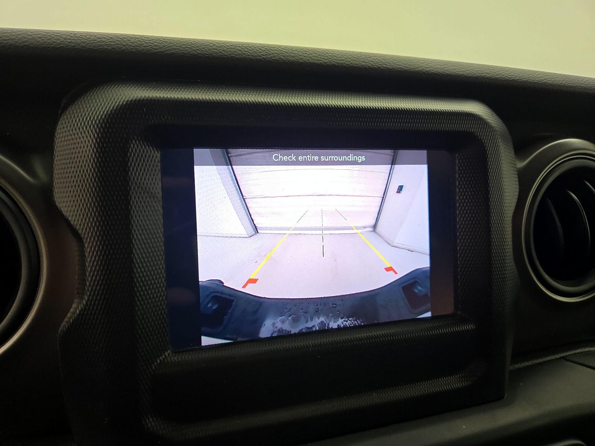 Thumbnail: 2022 Jeep Gladiator - 14