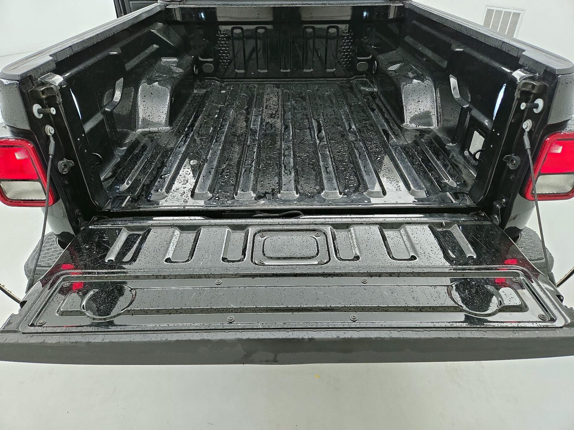 Thumbnail: 2022 Jeep Gladiator - 20