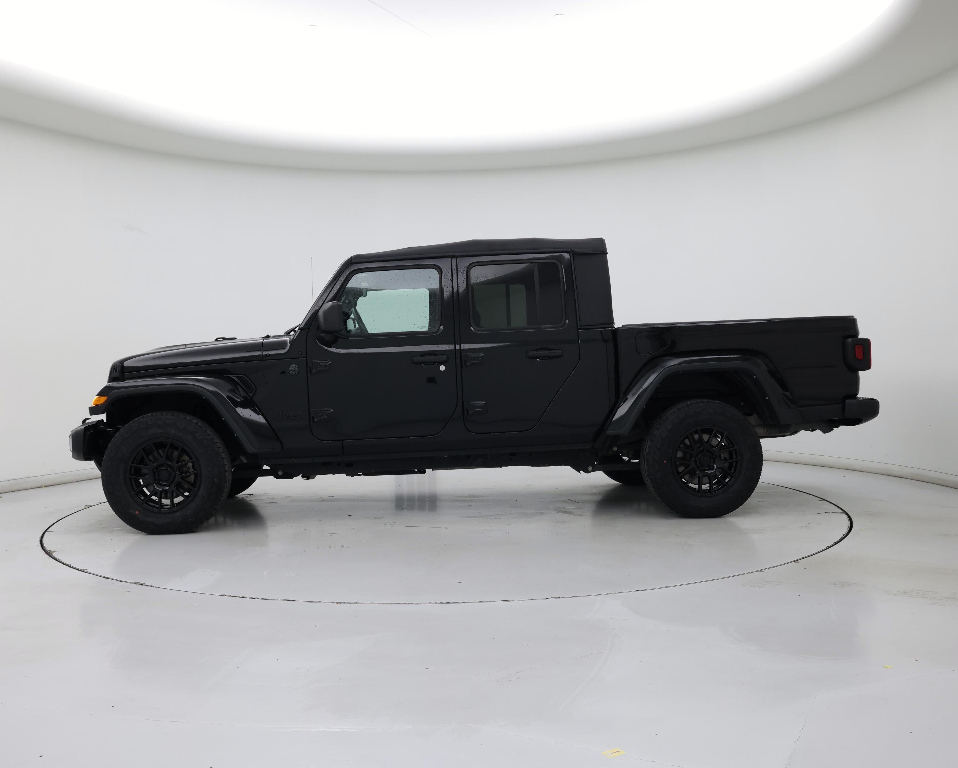 Thumbnail: 2022 Jeep Gladiator - 3