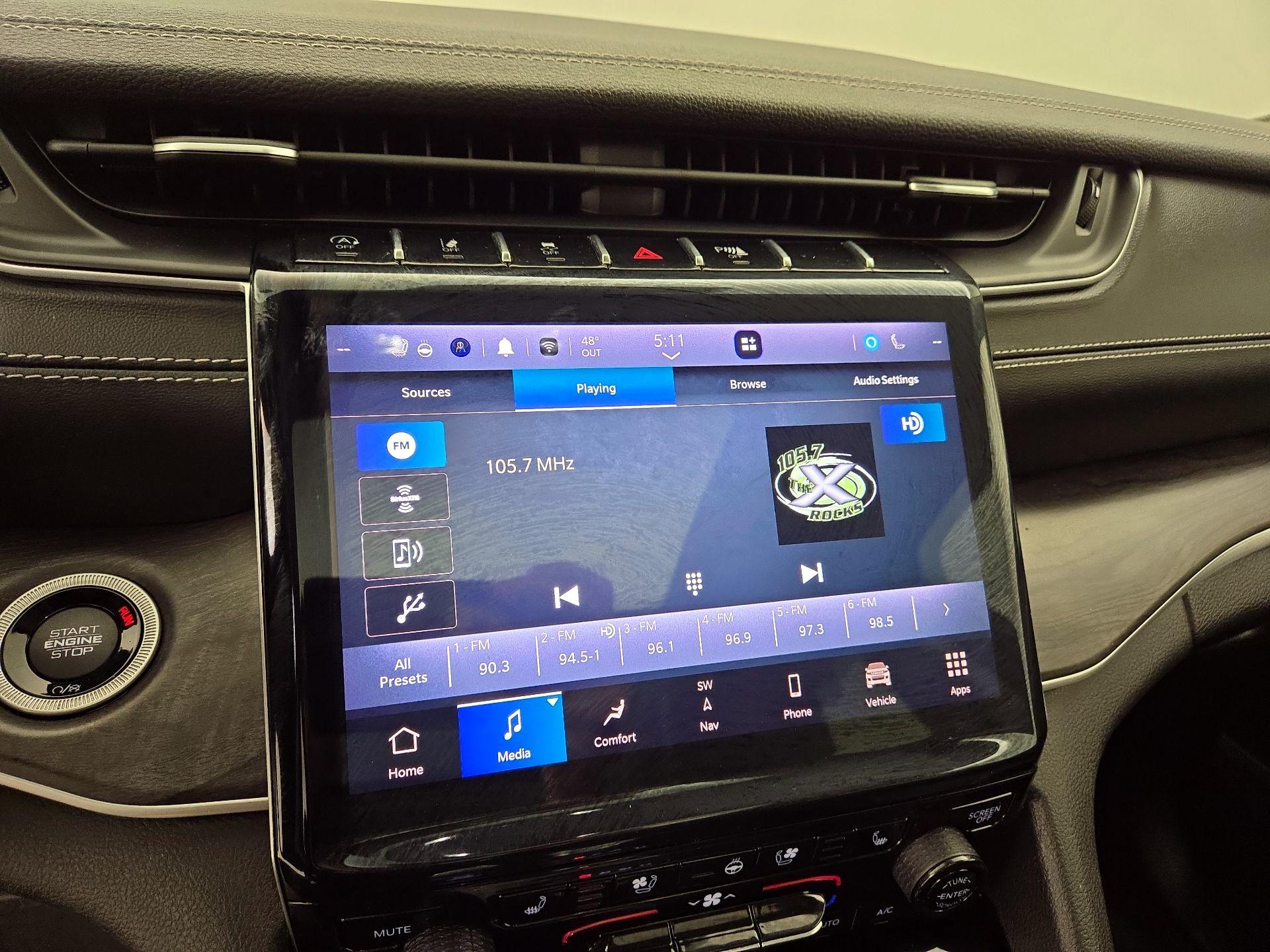 Thumbnail: 2022 Jeep Grand Cherokee L - 16