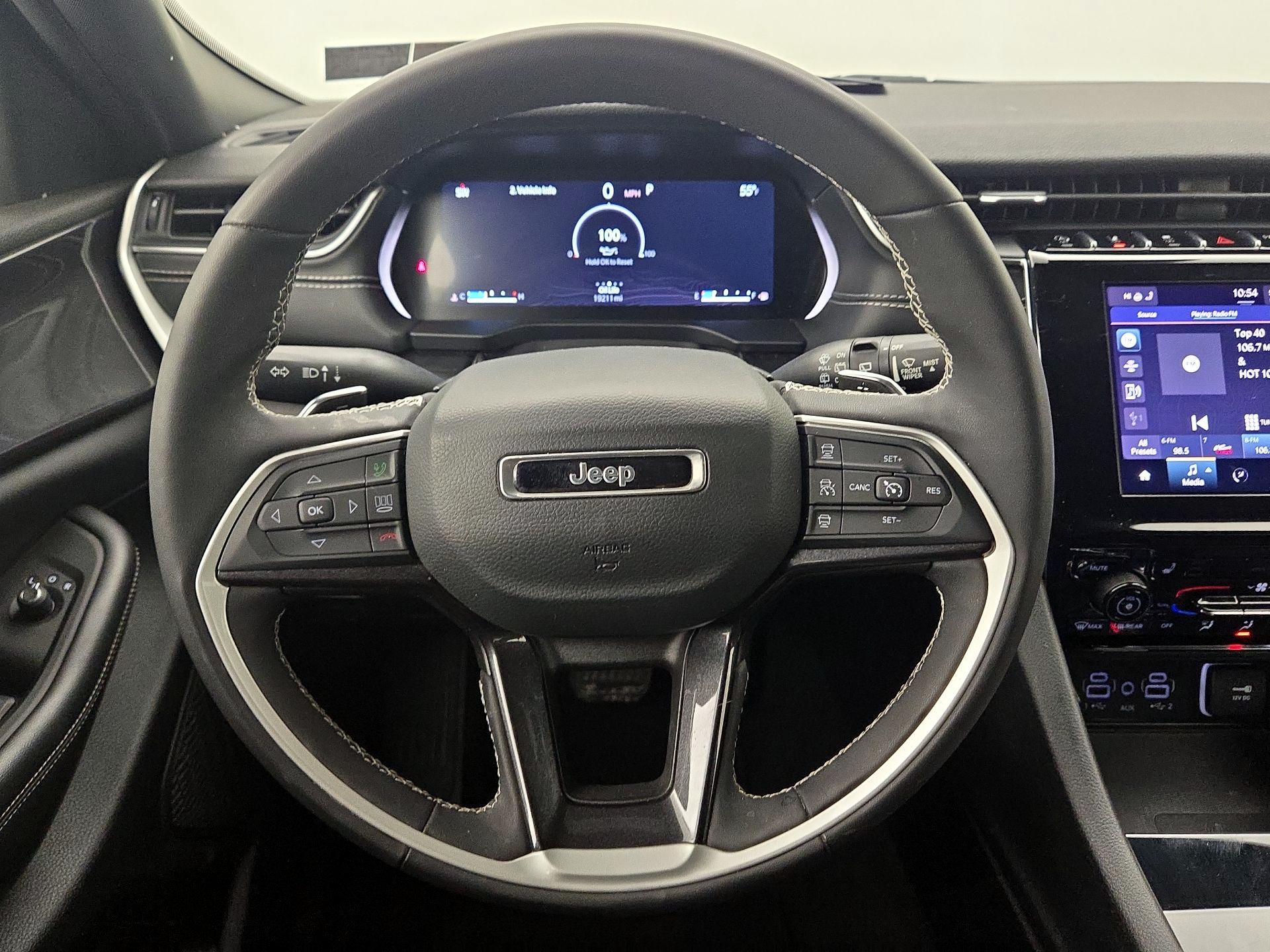 Thumbnail: 2023 Jeep Grand Cherokee L - 10