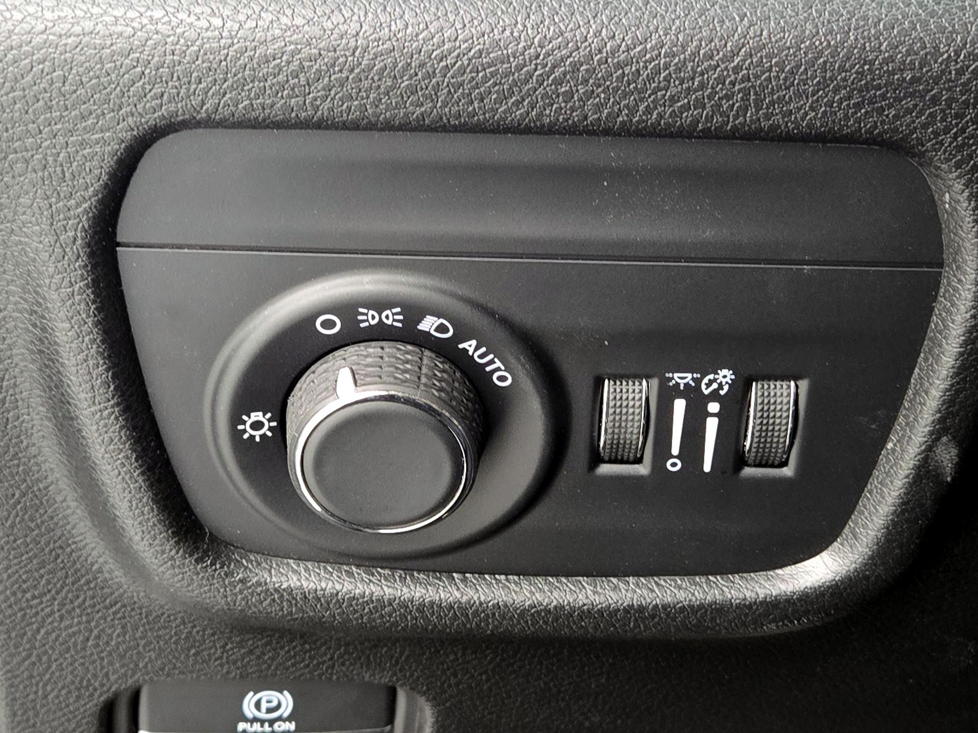 Thumbnail: 2023 Jeep Grand Cherokee L - 13