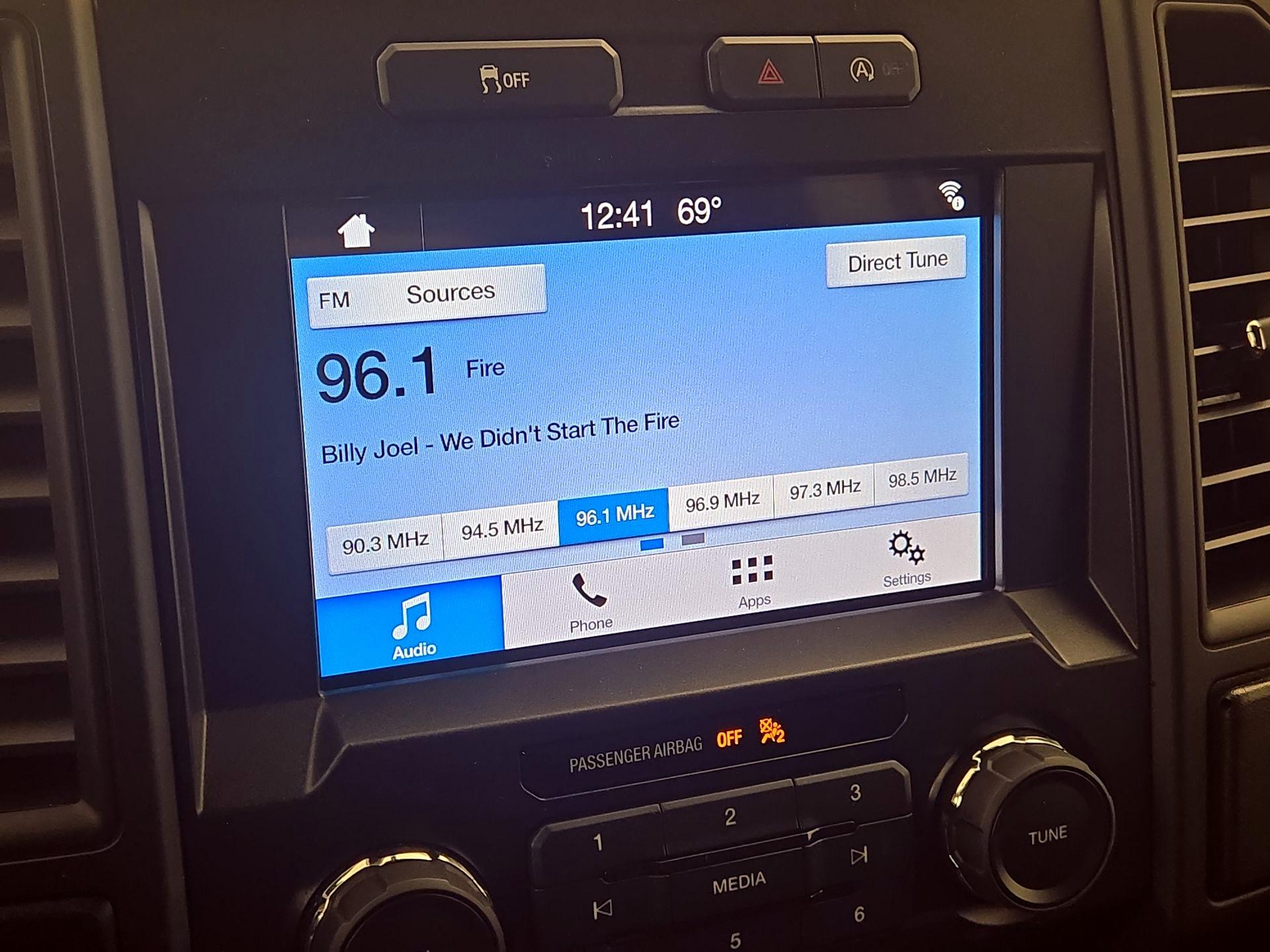 Thumbnail: 2019 Ford F-150 - 15