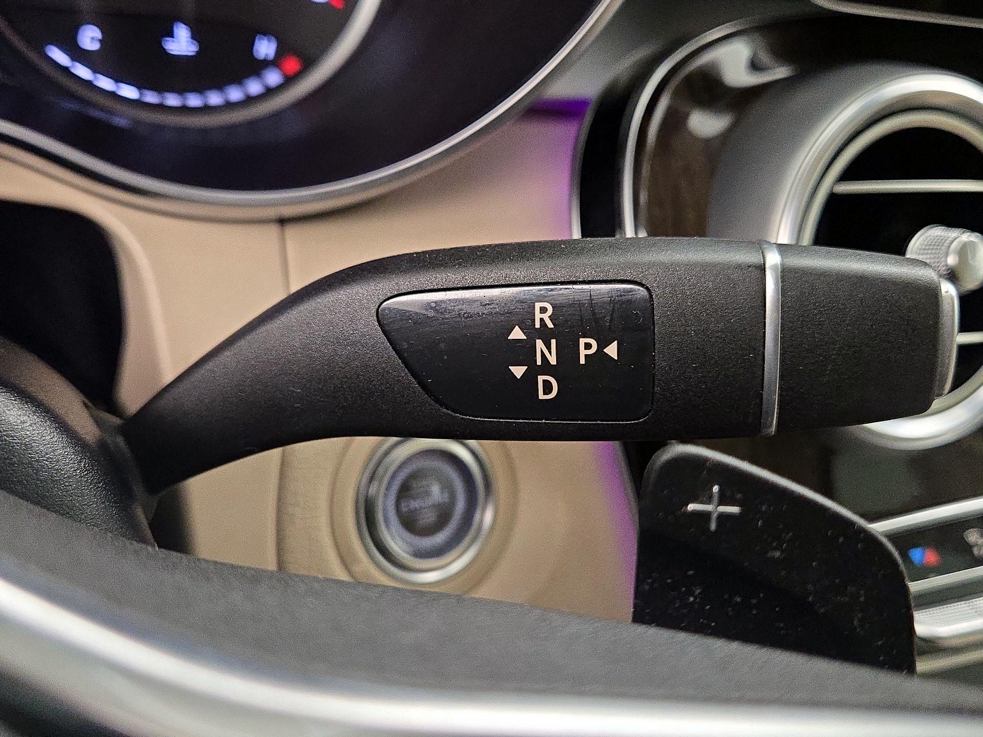 Thumbnail: 2021 Mercedes-Benz GLC - 17