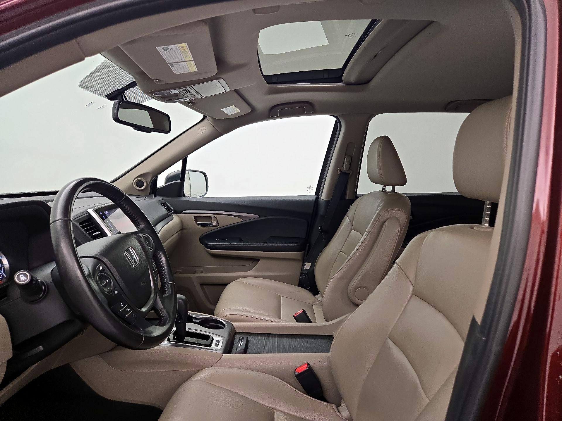 Thumbnail: 2018 Honda Pilot - 19