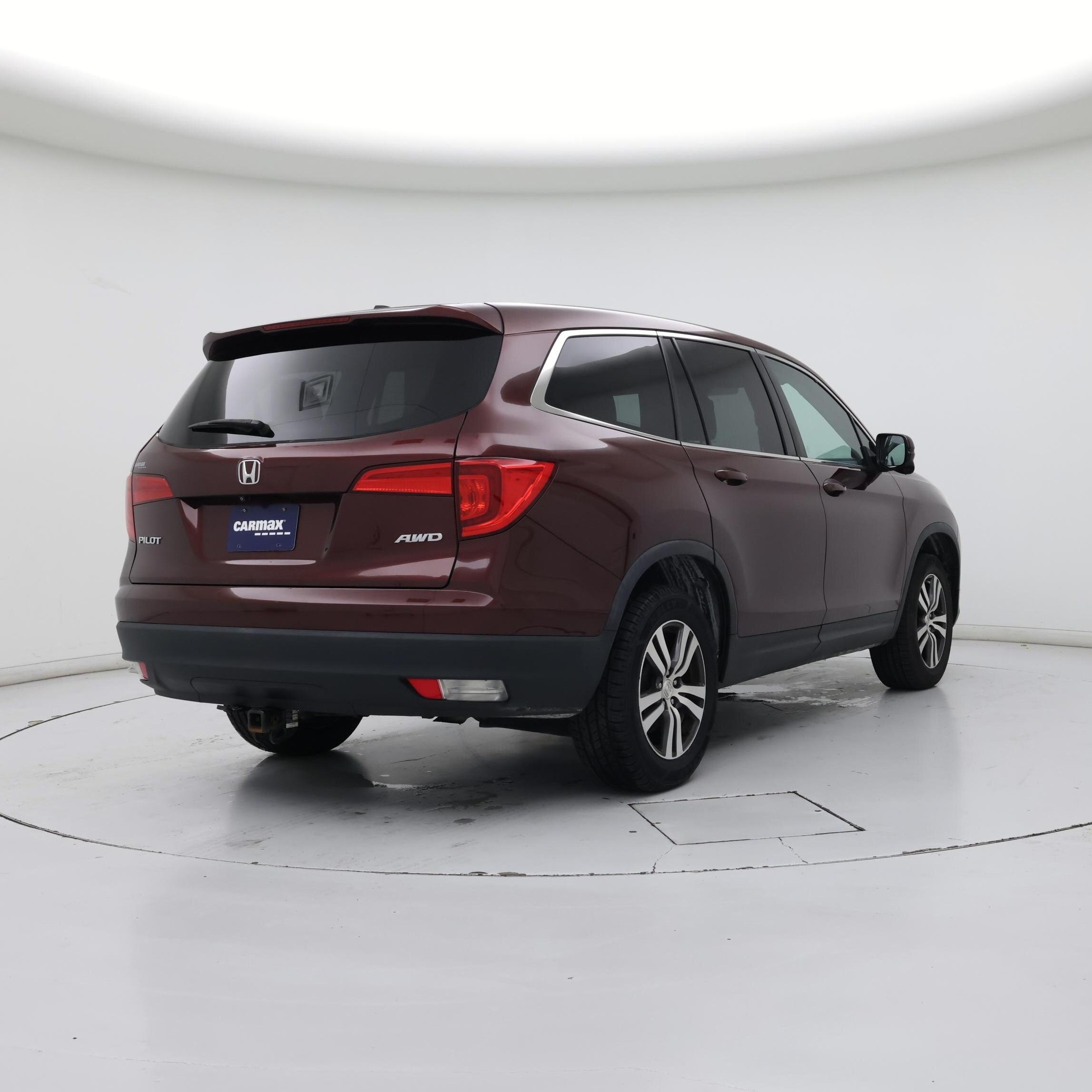 Thumbnail: 2018 Honda Pilot - 8