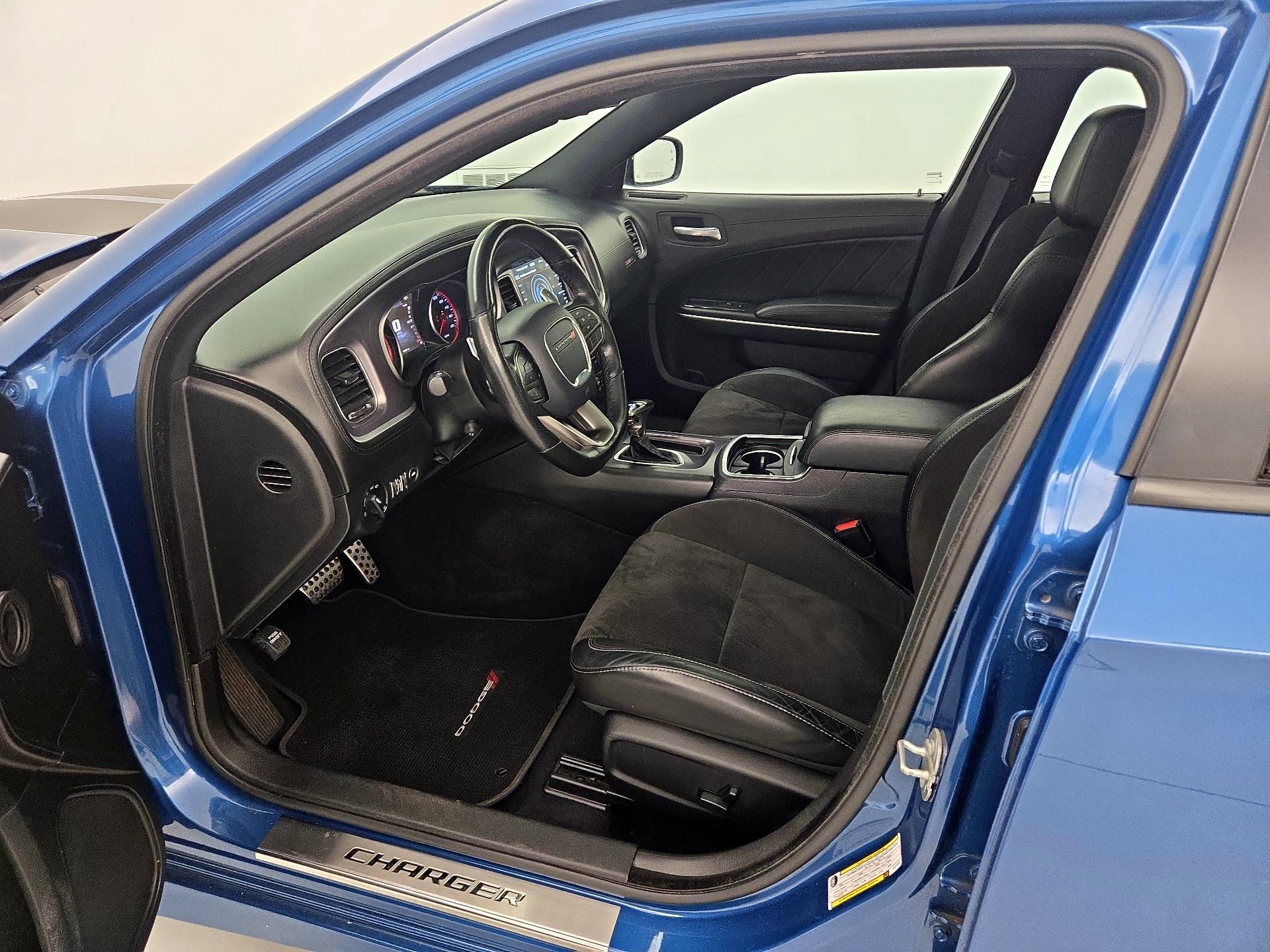 Thumbnail: 2020 Dodge Charger - 11