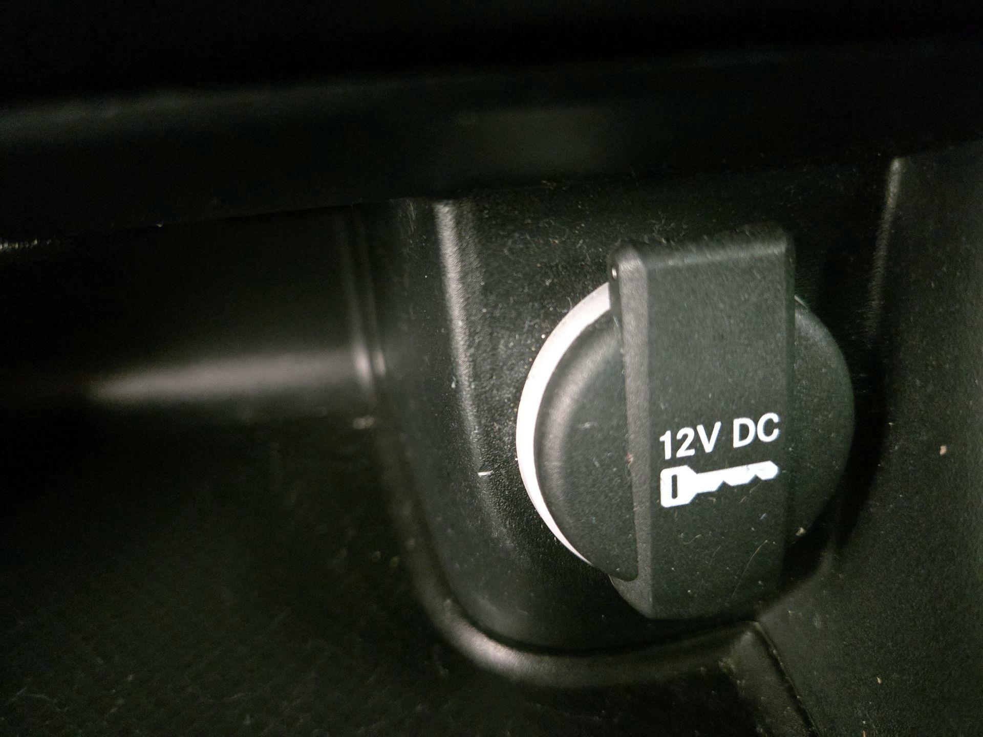 Thumbnail: 2020 Dodge Charger - 18