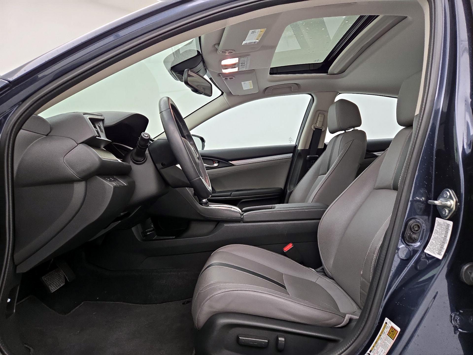 Thumbnail: 2016 Honda Civic - 11