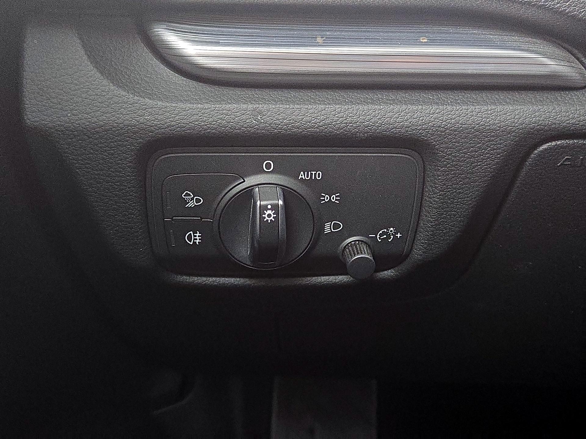 Thumbnail: 2017 Audi A3 - 13